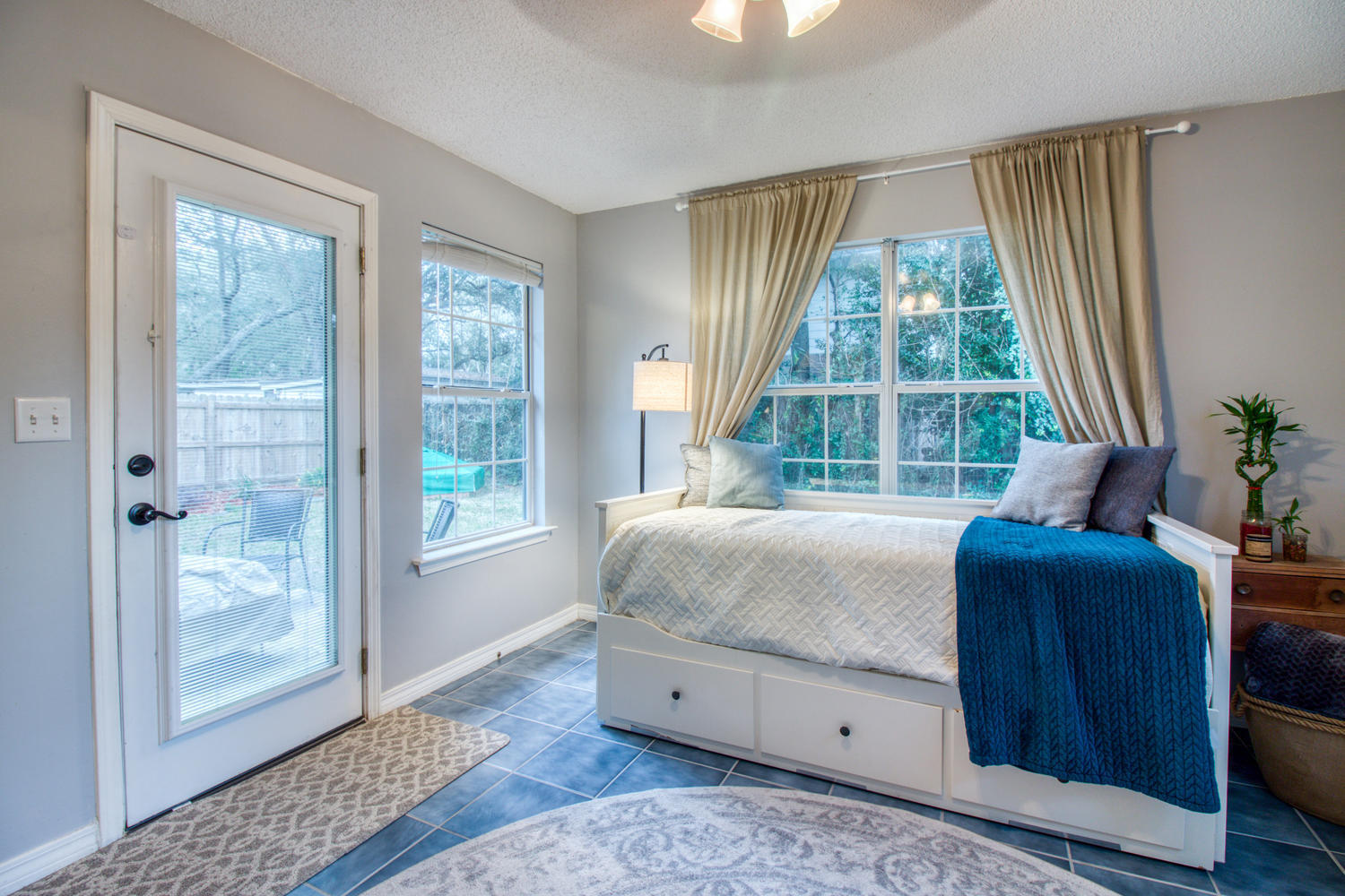 INDIGO VILLAGE - Residential