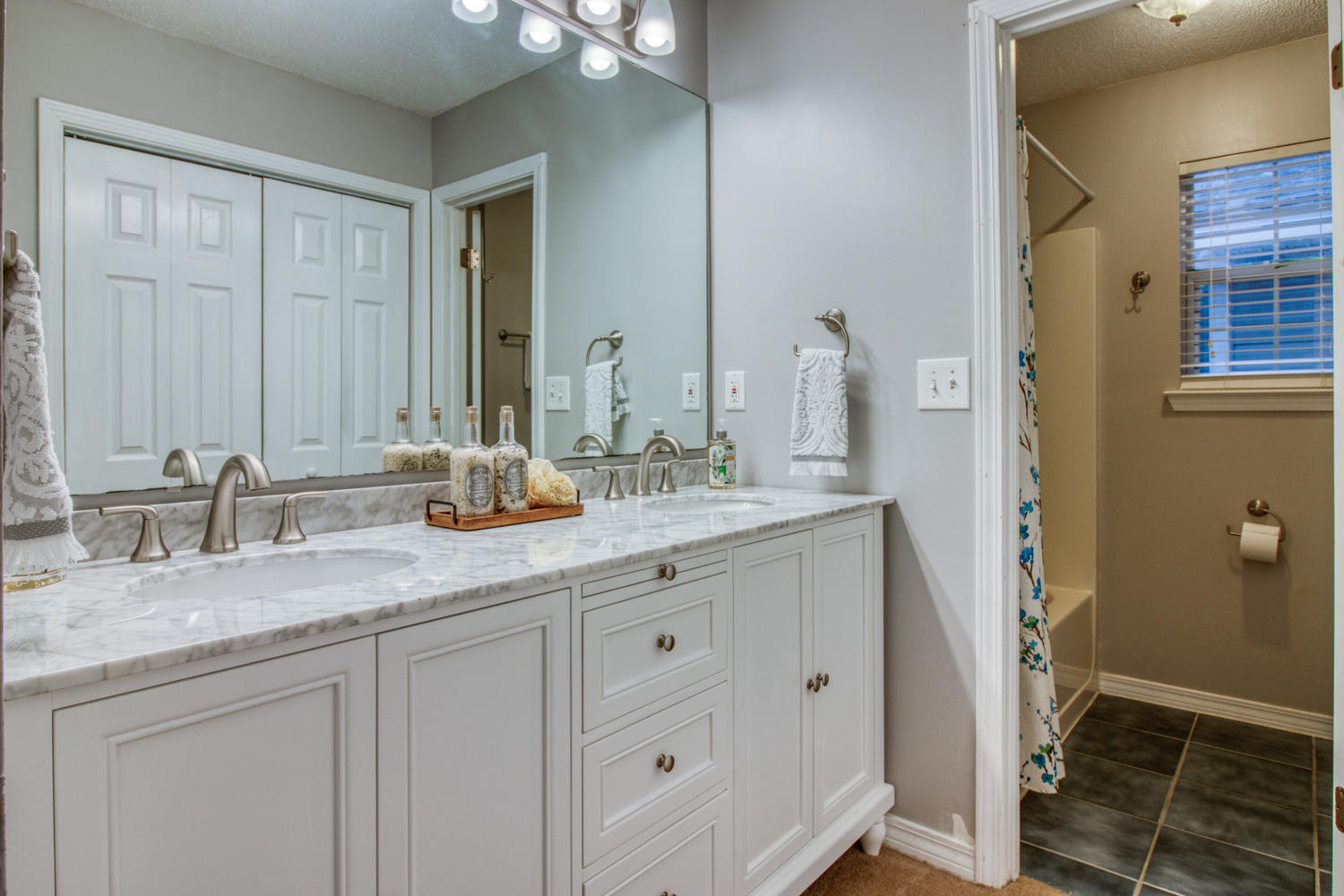 INDIGO VILLAGE - Residential