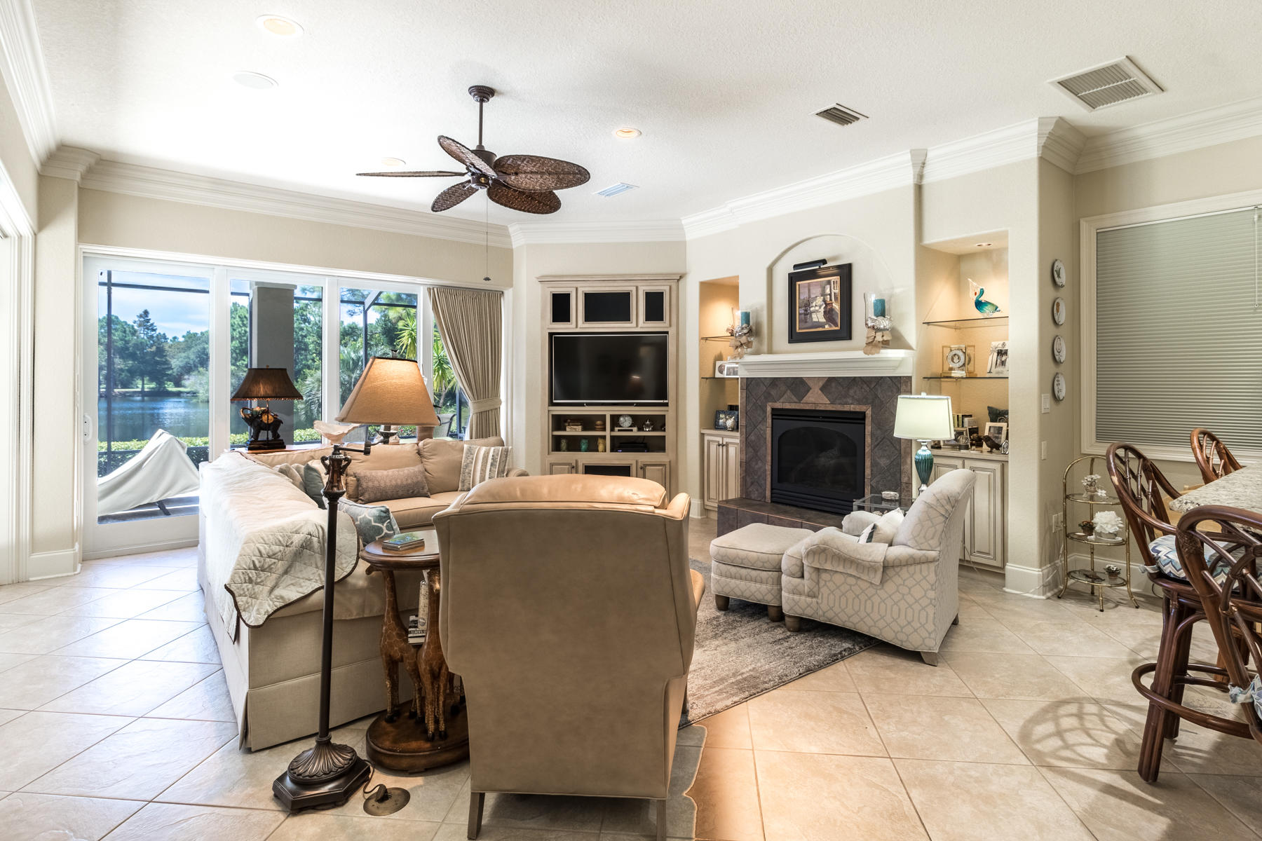 REGATTA BAY - Residential