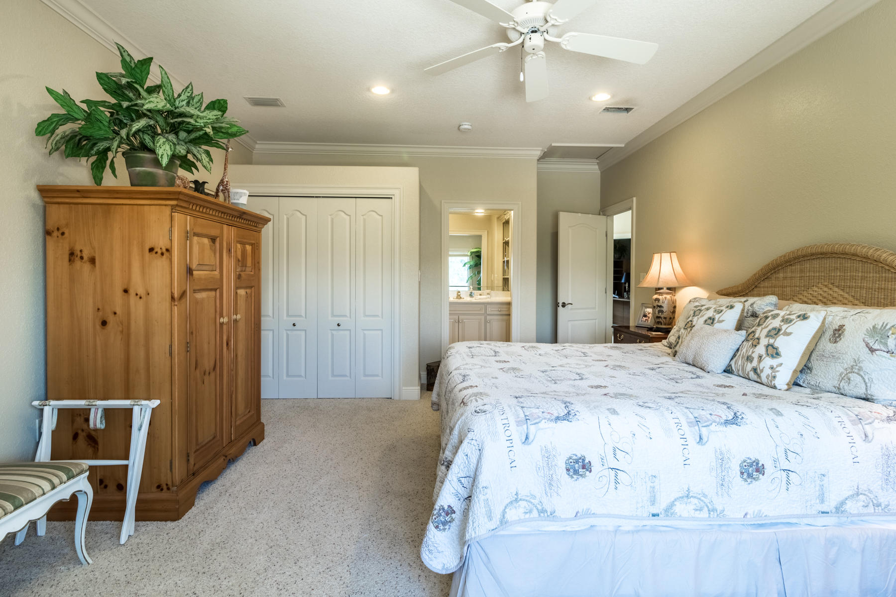 REGATTA BAY - Residential