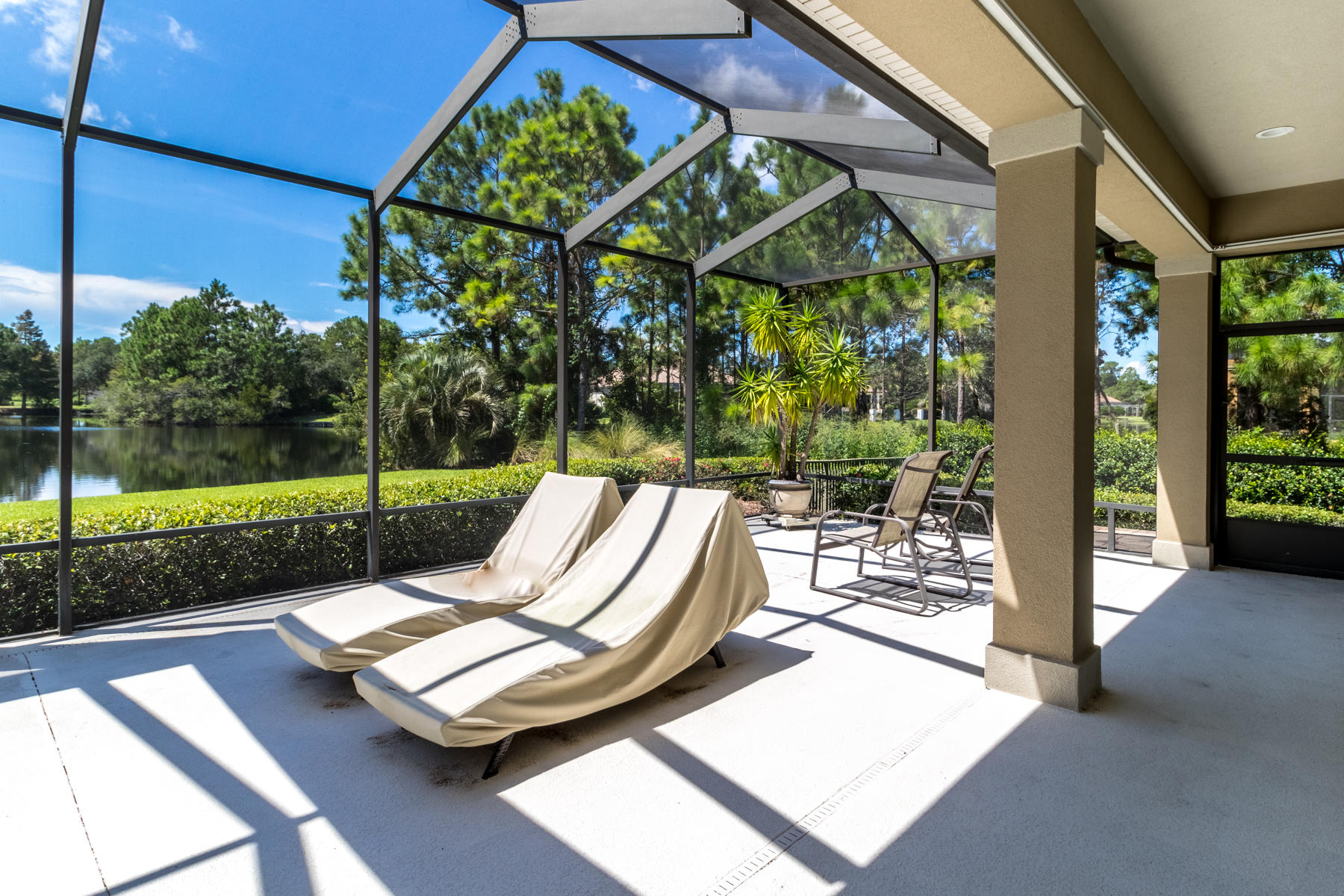 REGATTA BAY - Residential
