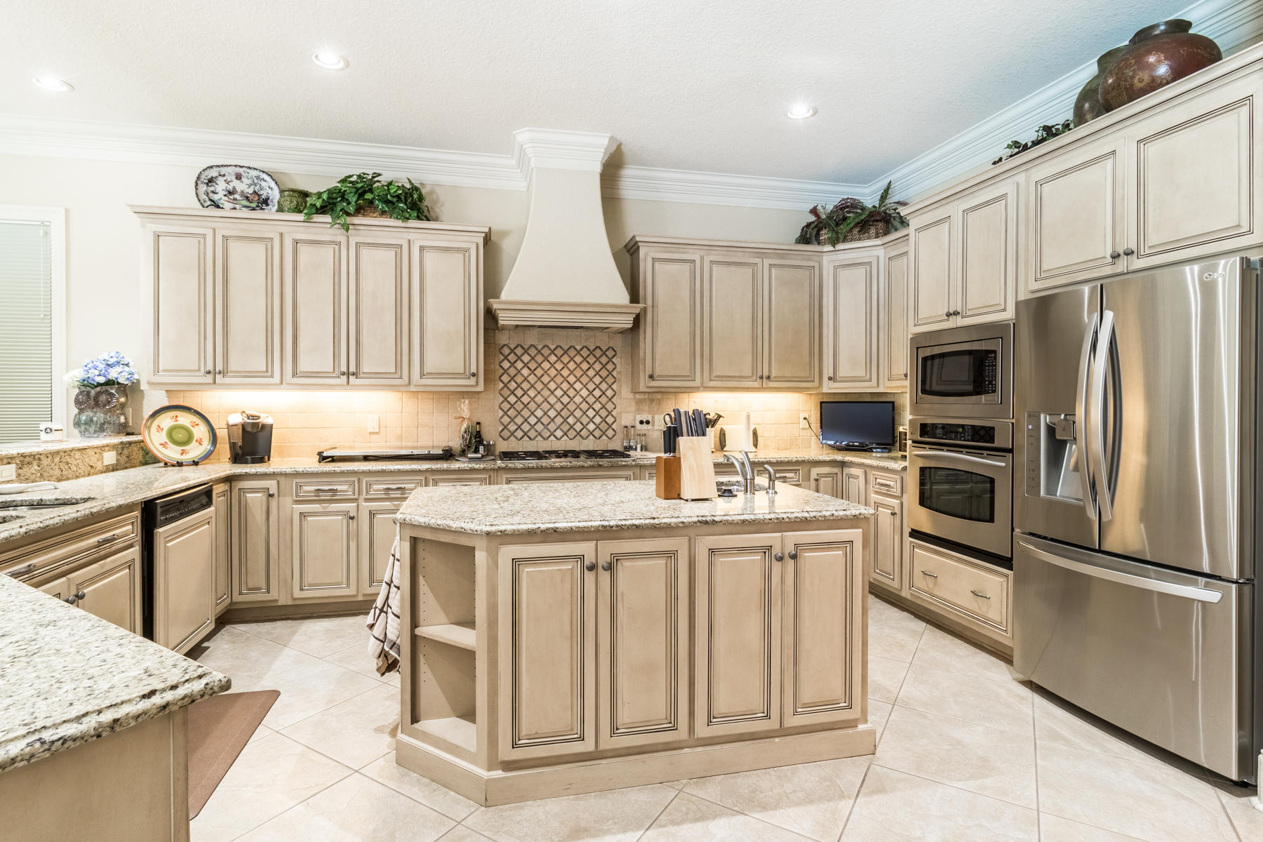 REGATTA BAY - Residential