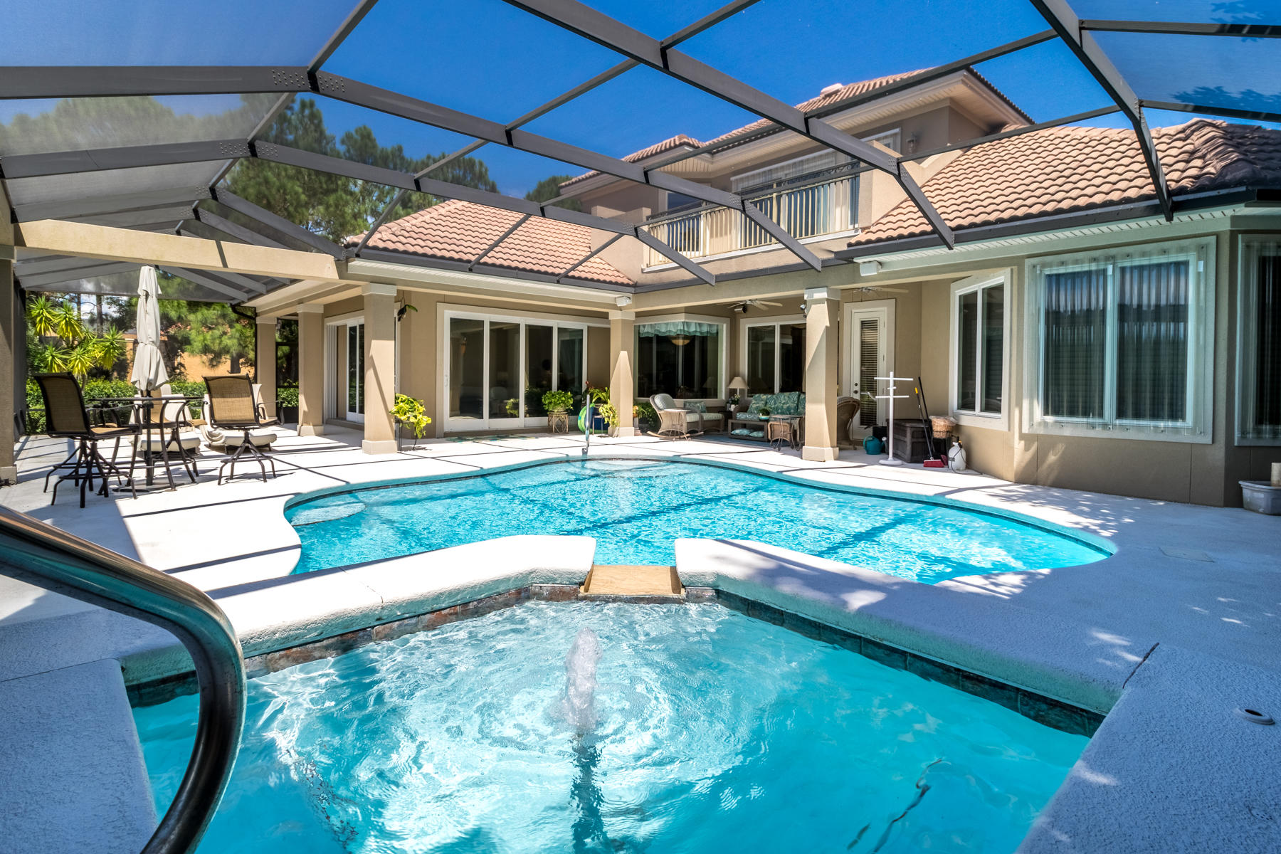 REGATTA BAY - Residential
