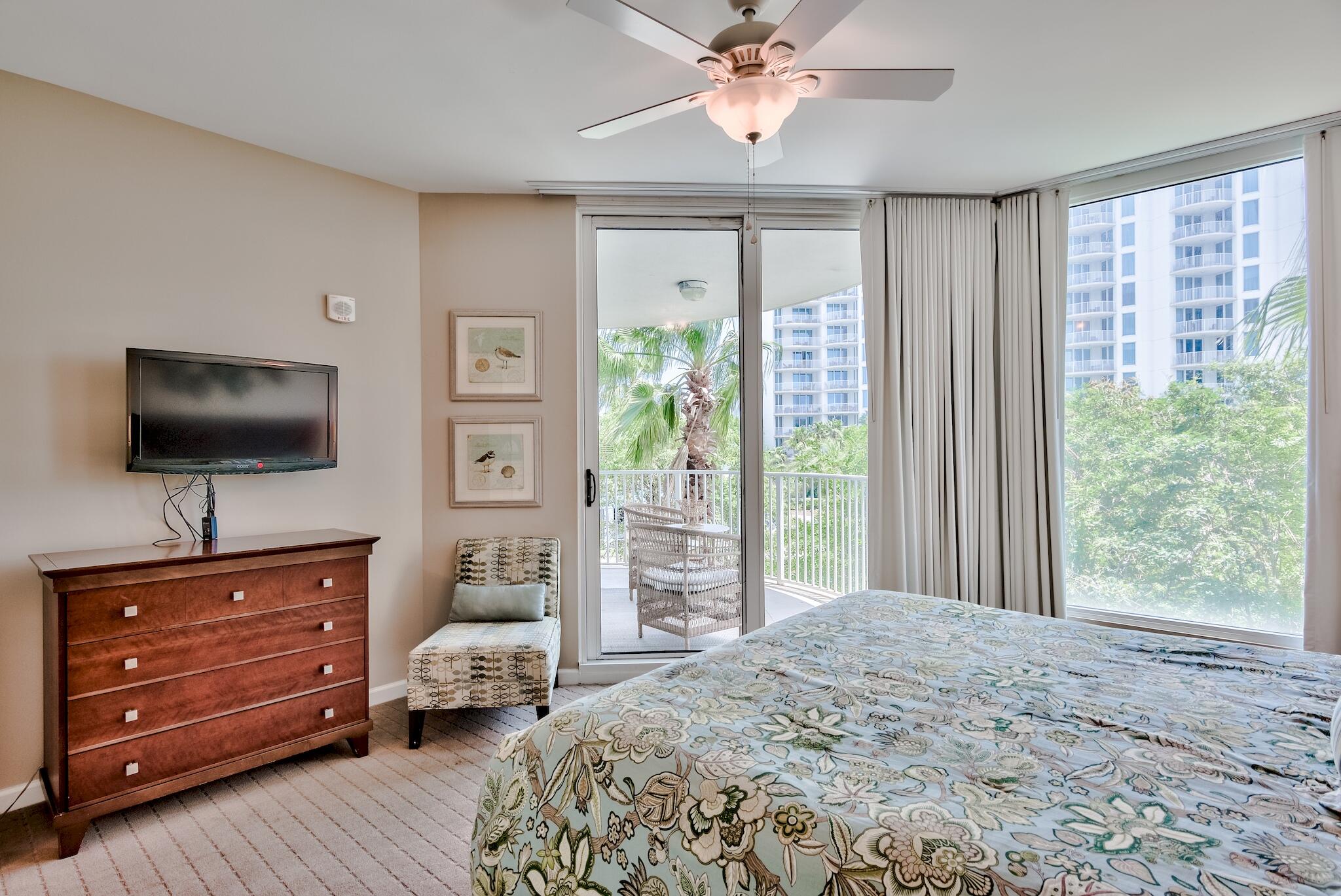 THE PALMS OF DESTIN - Residential