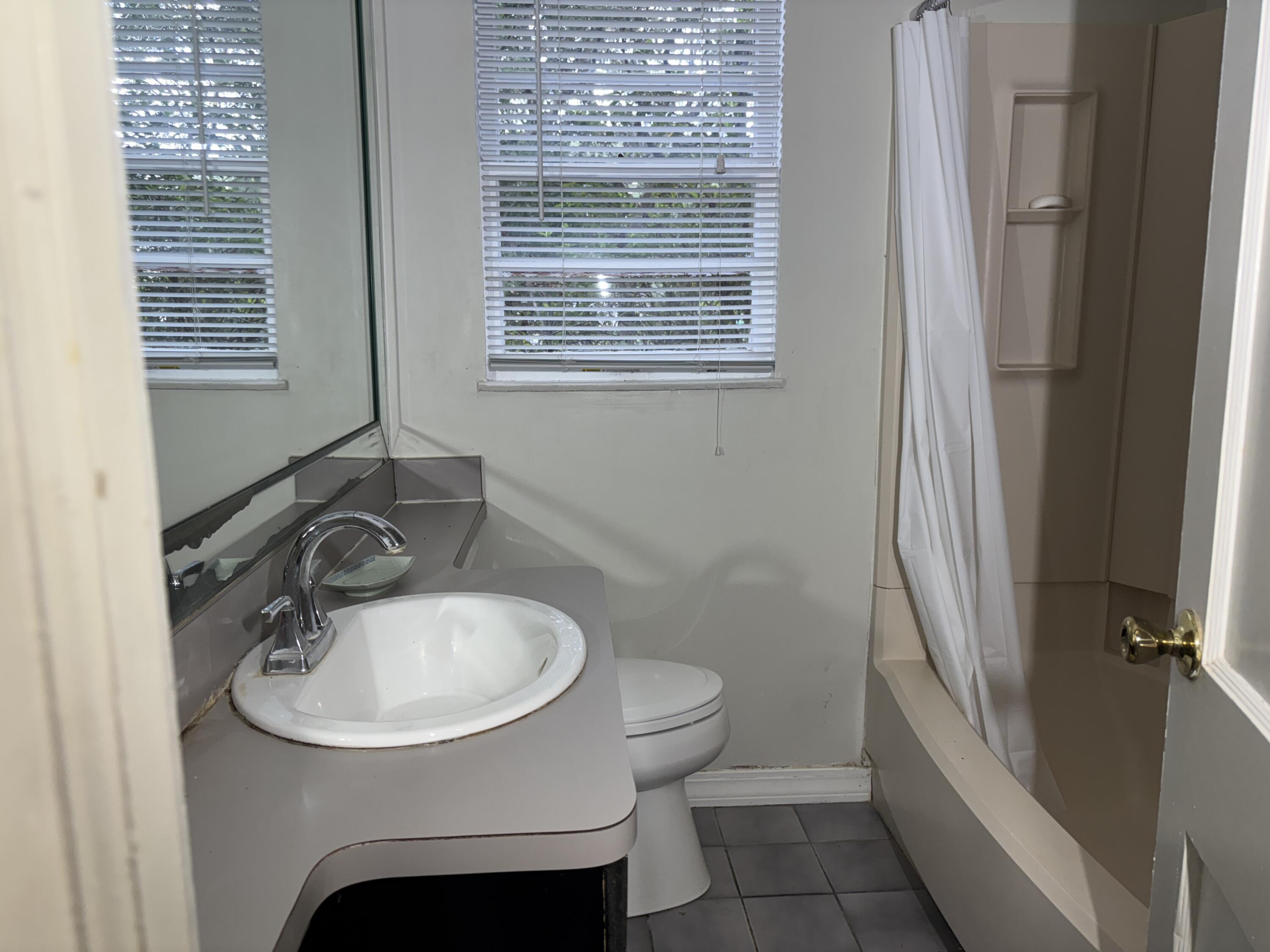 BELLA VISTA HEIGHTS - Residential