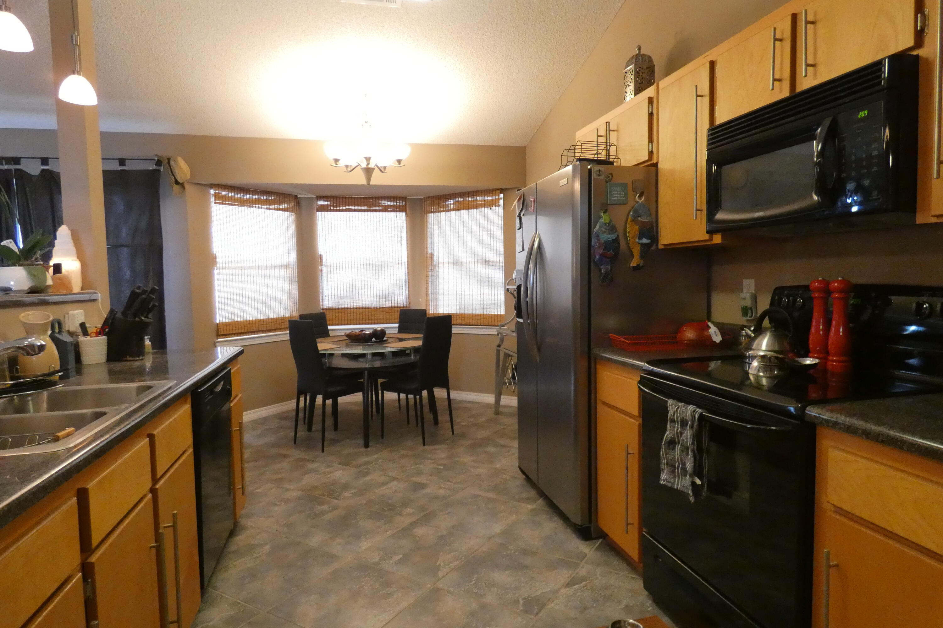 WINDSOR VILLAGE - Residential