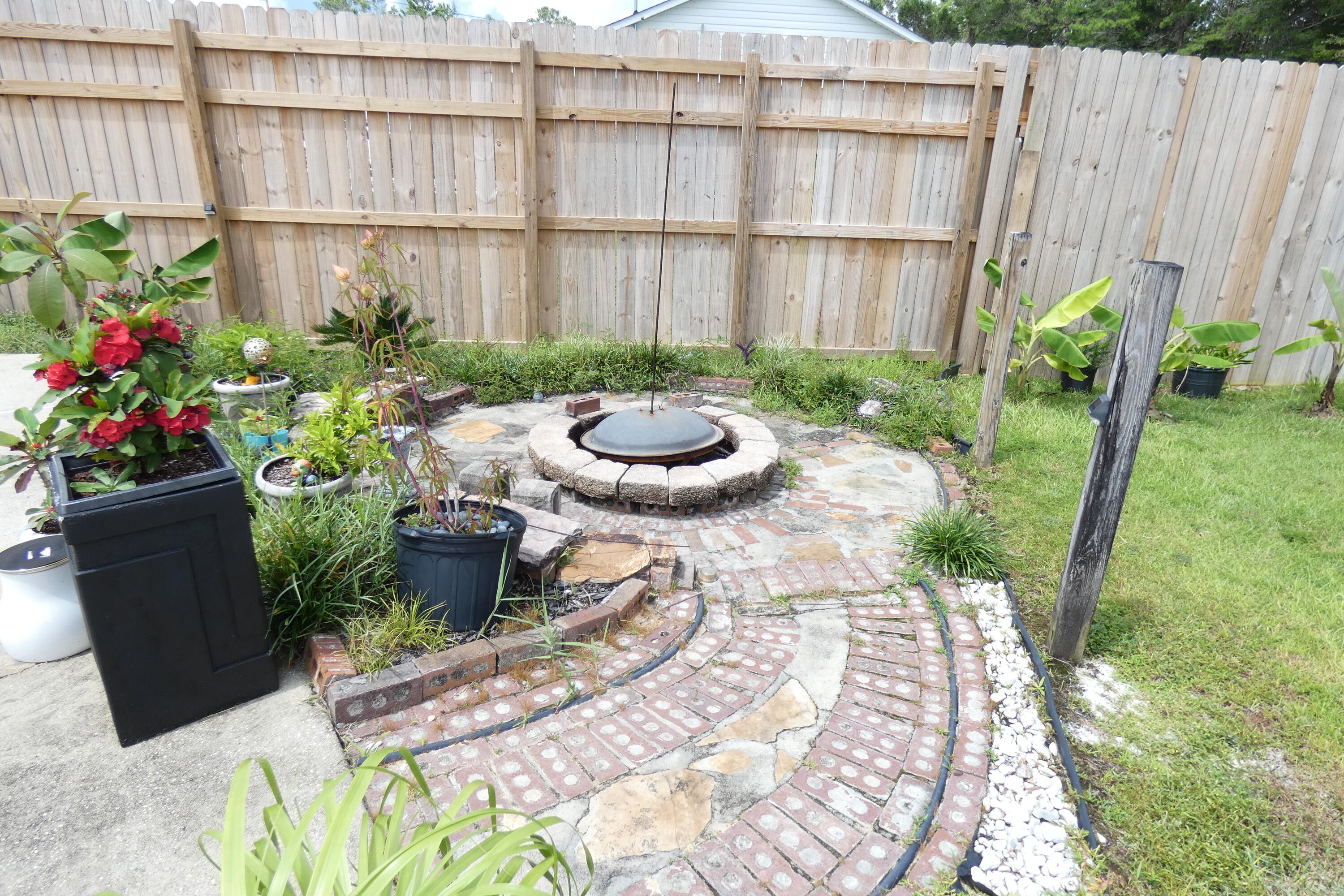 WINDSOR VILLAGE - Residential