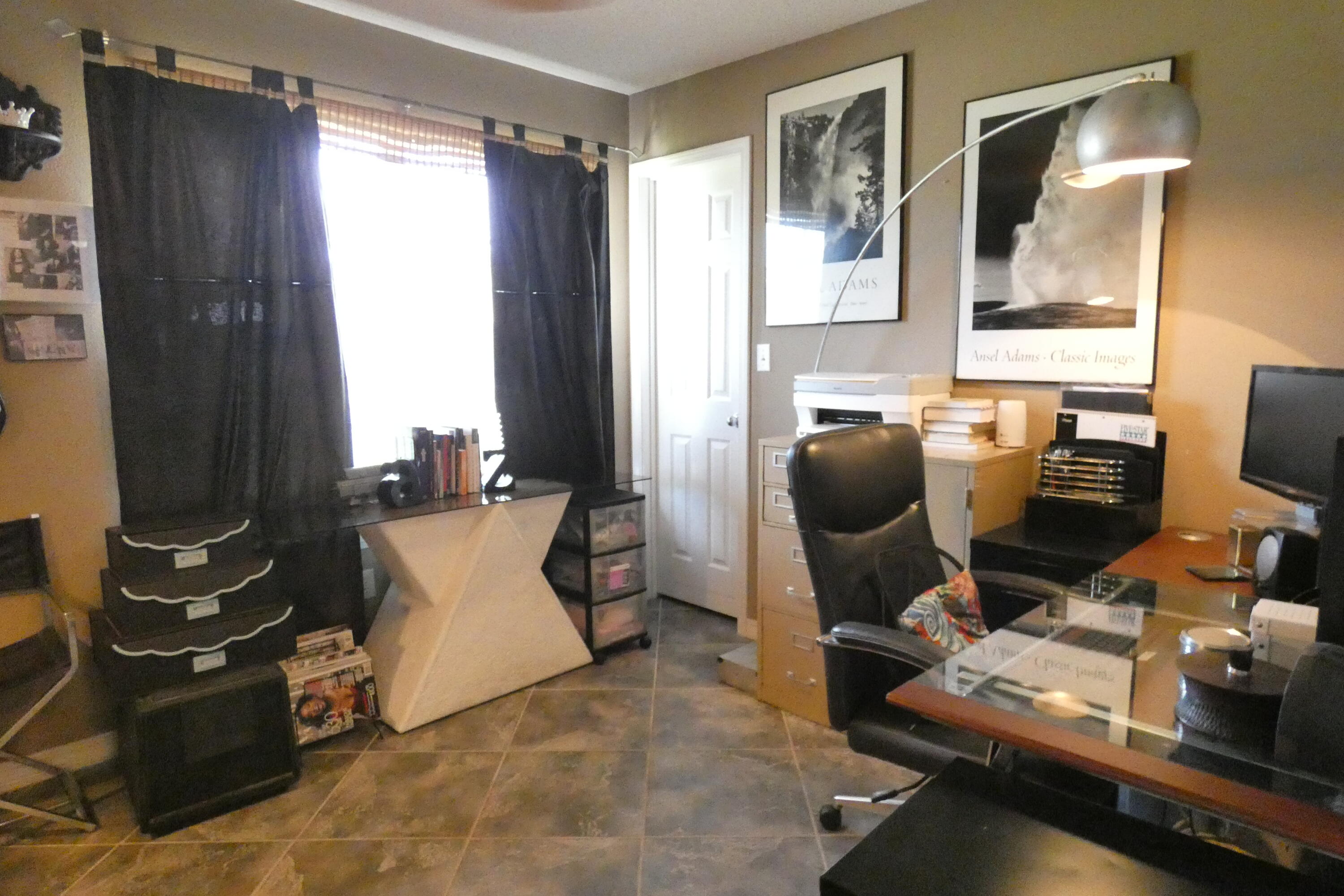 WINDSOR VILLAGE - Residential