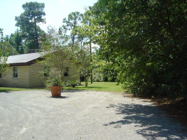 LAKE STANLEY SHORES - Residential