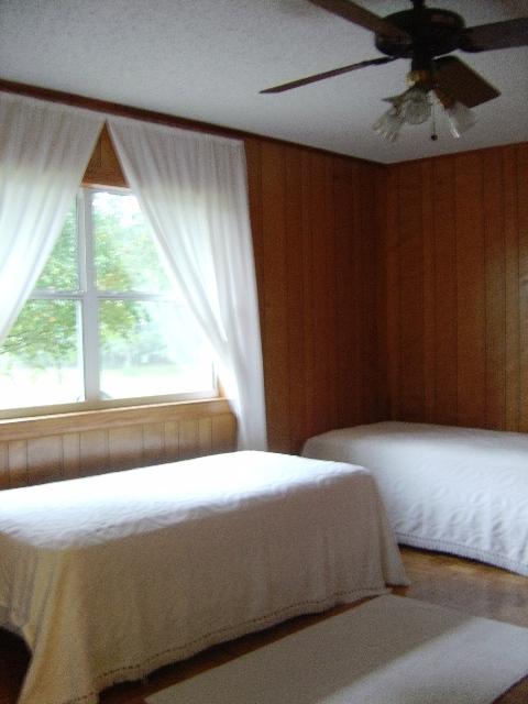 LAKE STANLEY SHORES - Residential