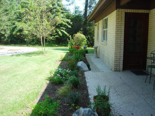 LAKE STANLEY SHORES - Residential