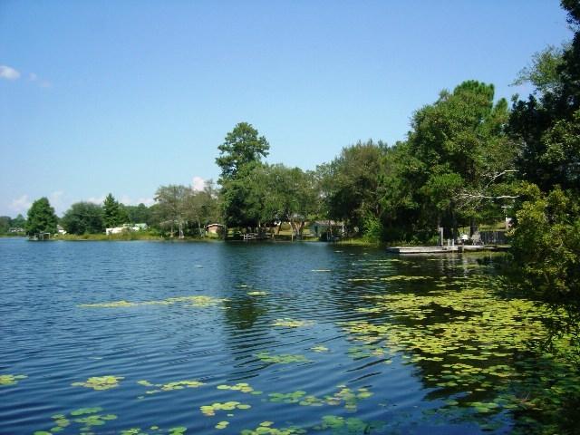 LAKE STANLEY SHORES - Residential