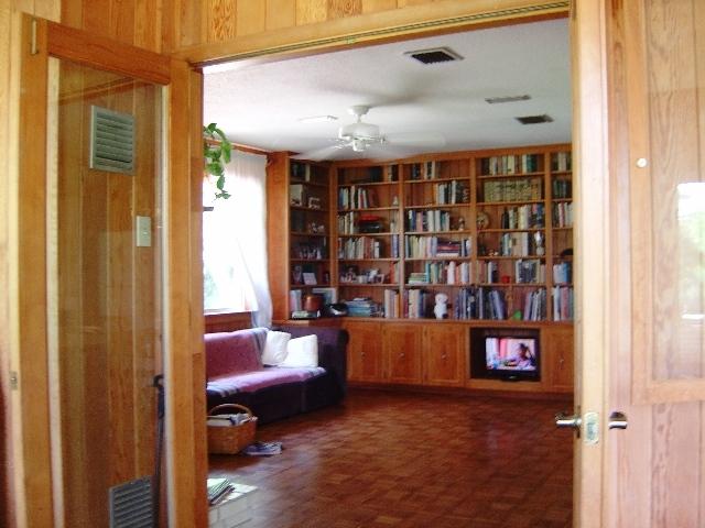LAKE STANLEY SHORES - Residential