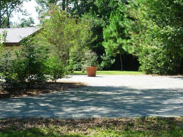 LAKE STANLEY SHORES - Residential