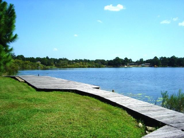 LAKE STANLEY SHORES - Residential