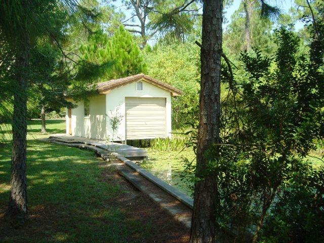 LAKE STANLEY SHORES - Residential