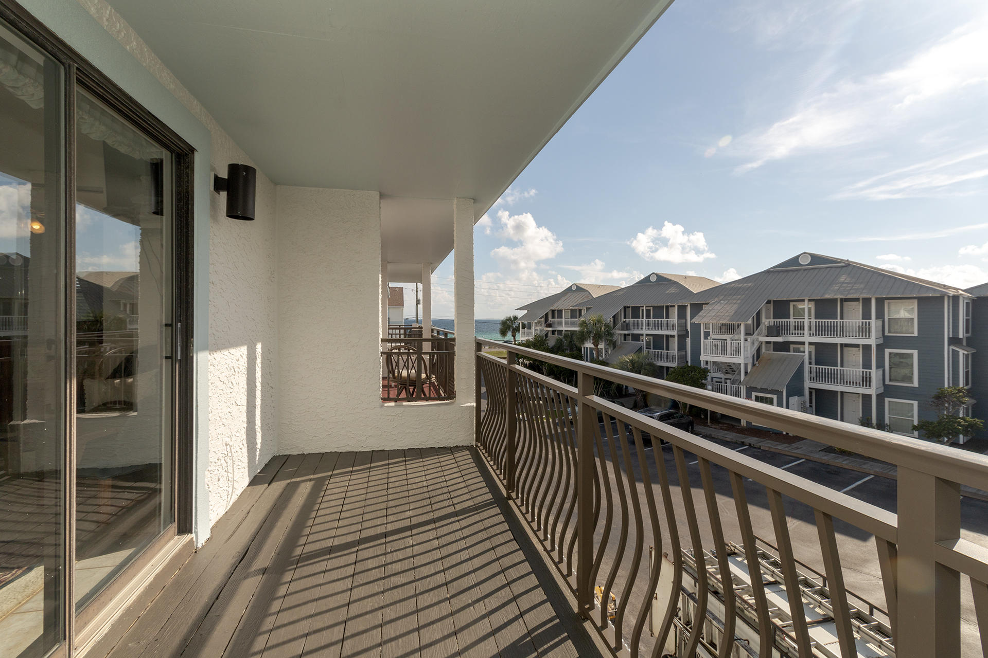 COSTA VISTA T/H - Residential