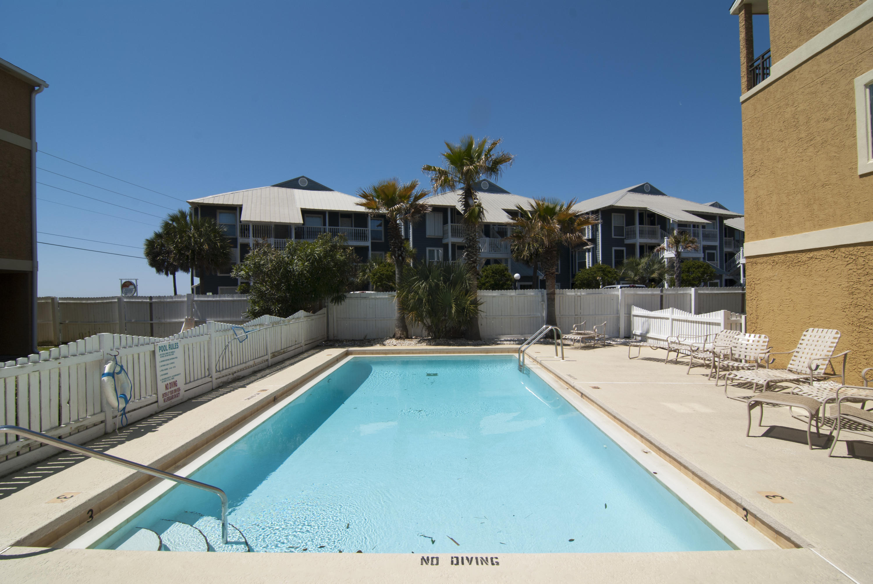 COSTA VISTA T/H - Residential