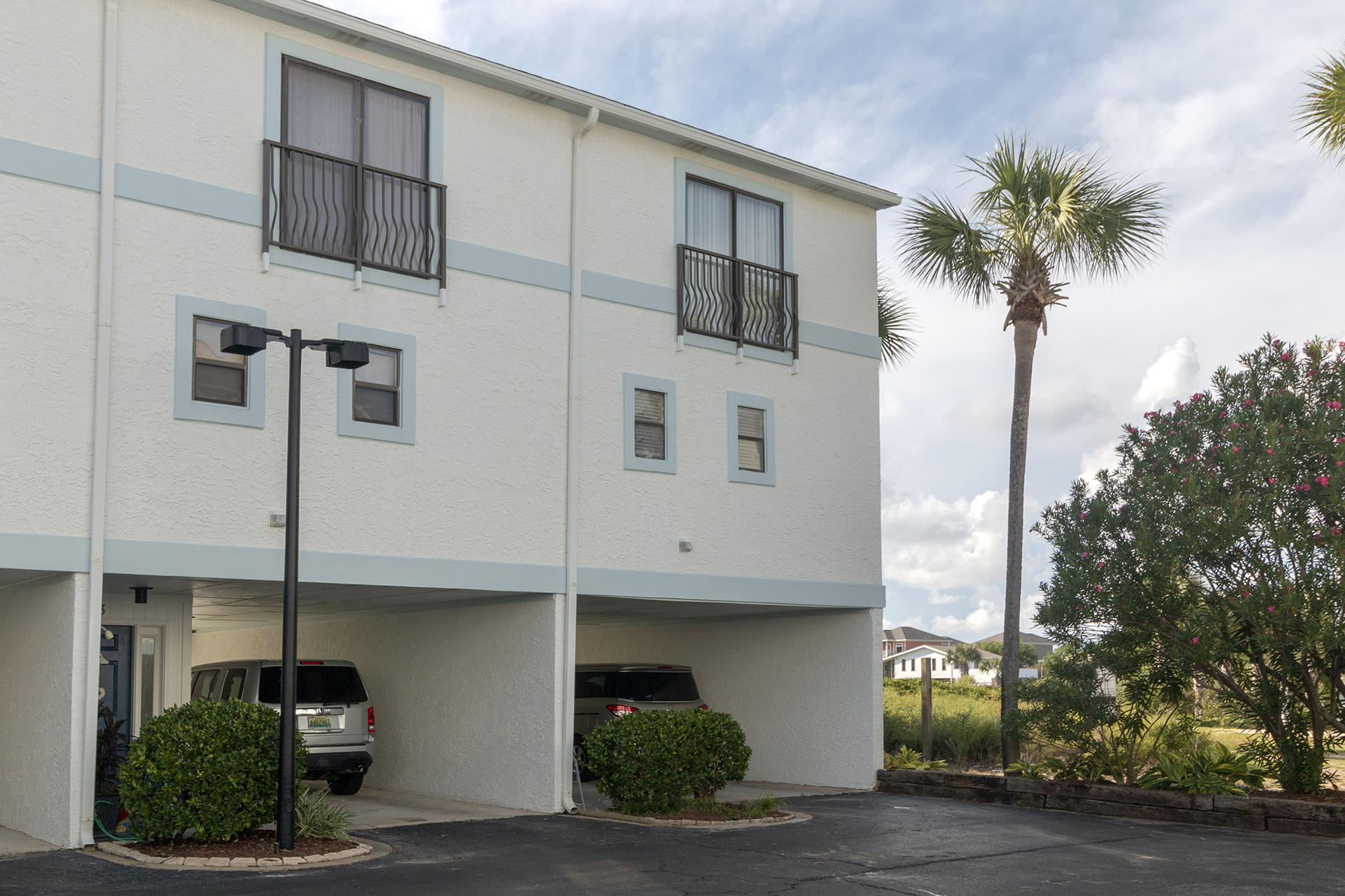 COSTA VISTA T/H - Residential