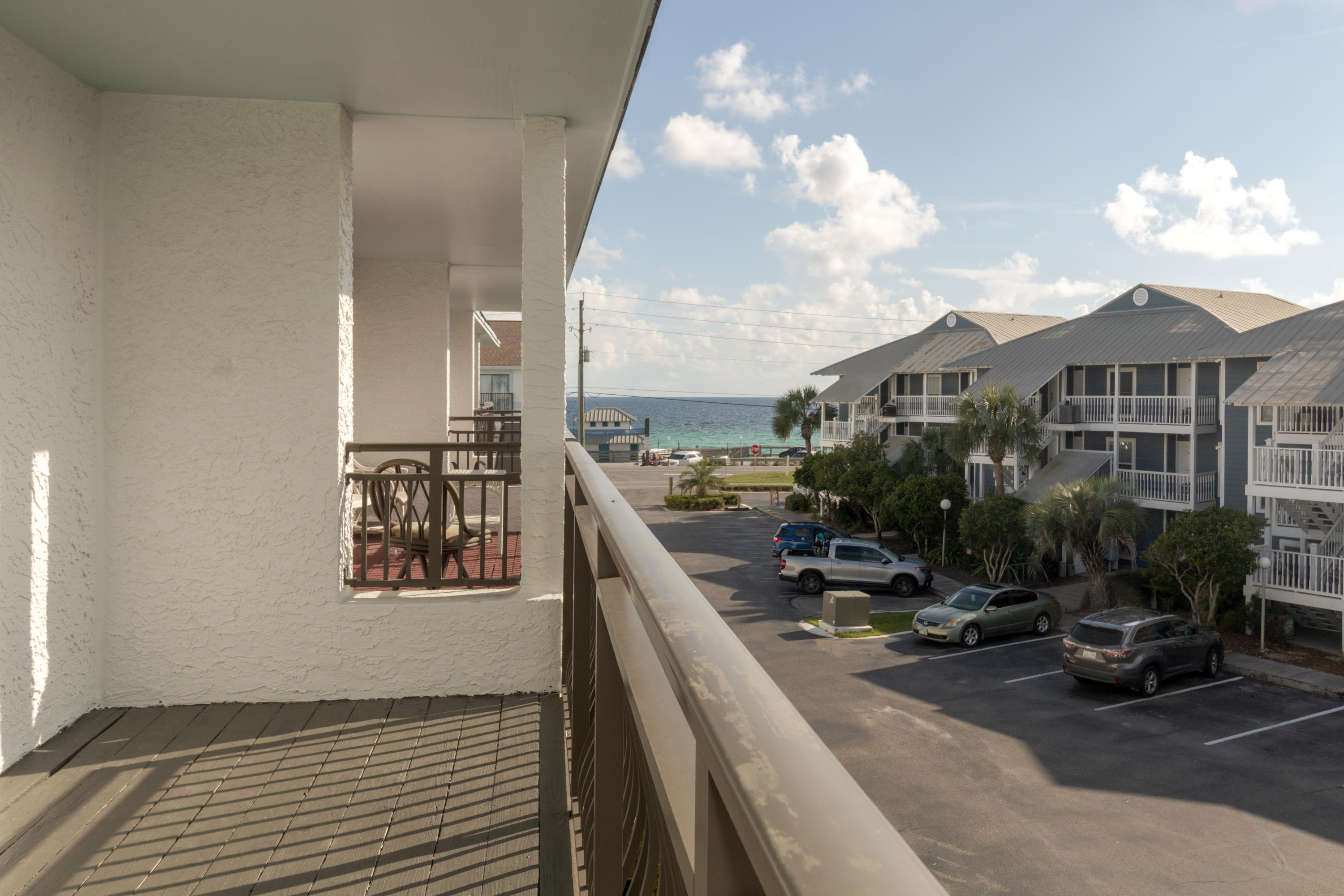 COSTA VISTA T/H - Residential