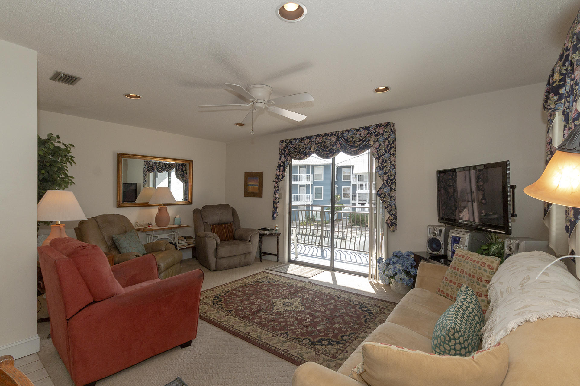 COSTA VISTA T/H - Residential