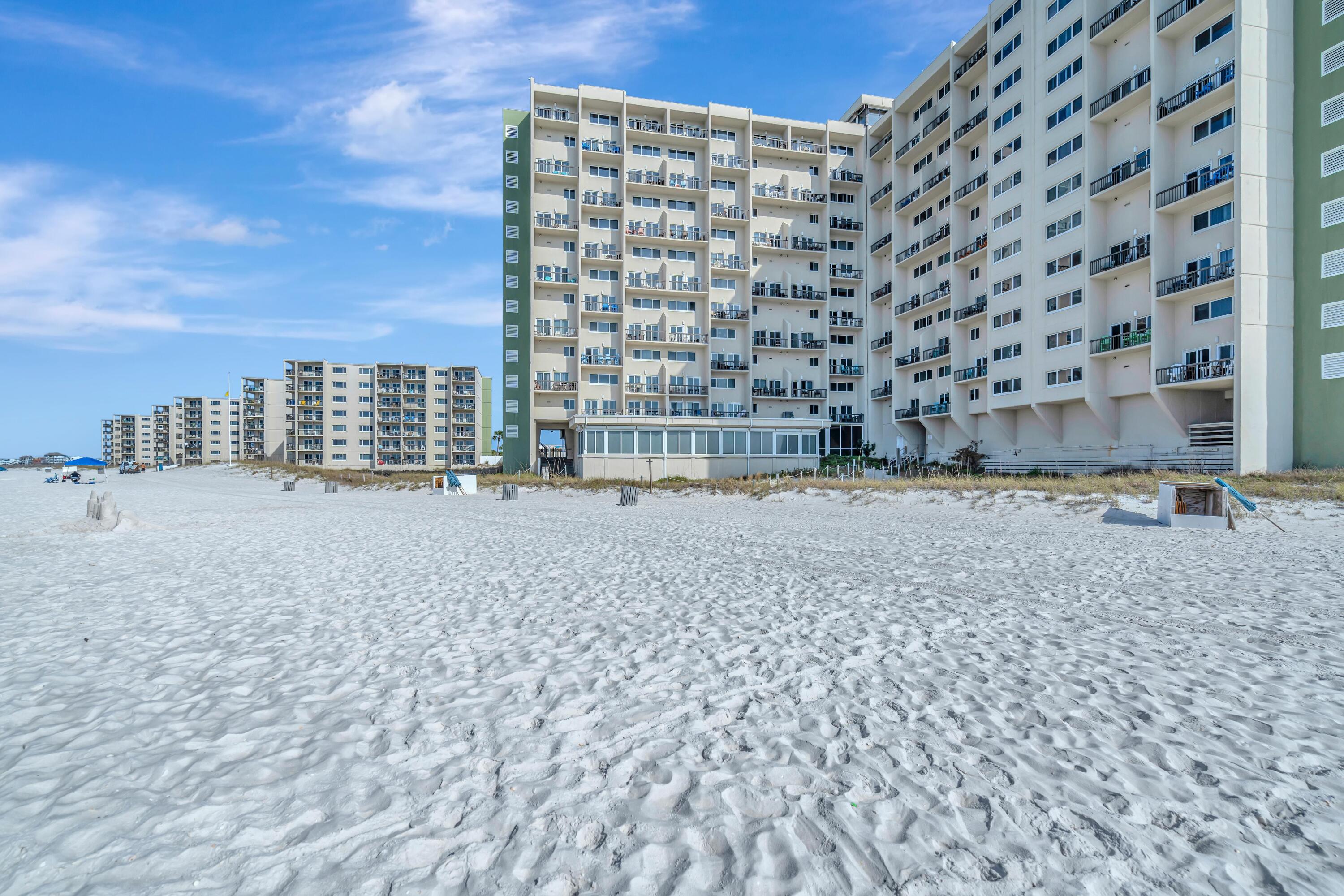 PINNACLE PORT - Residential