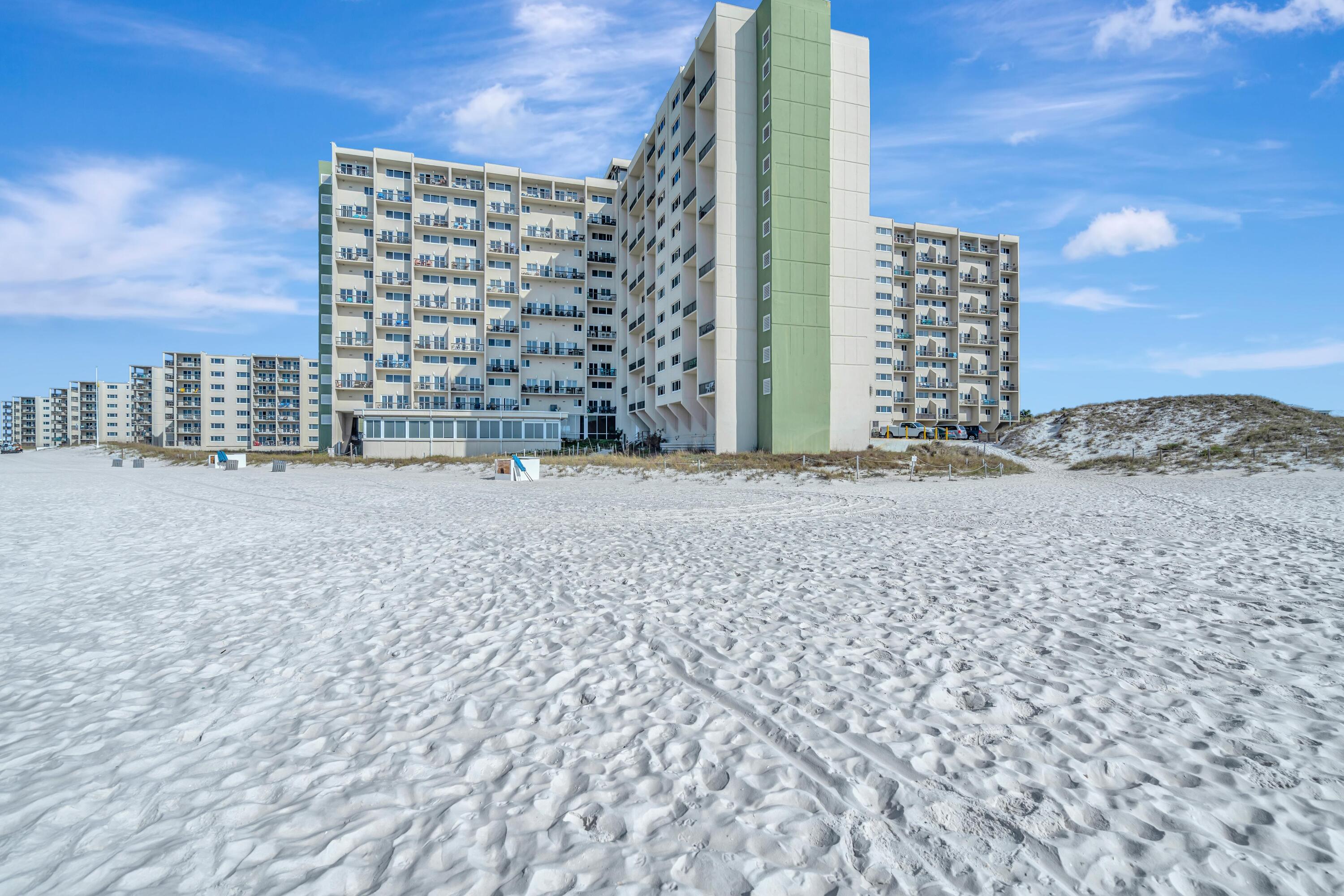 PINNACLE PORT - Residential