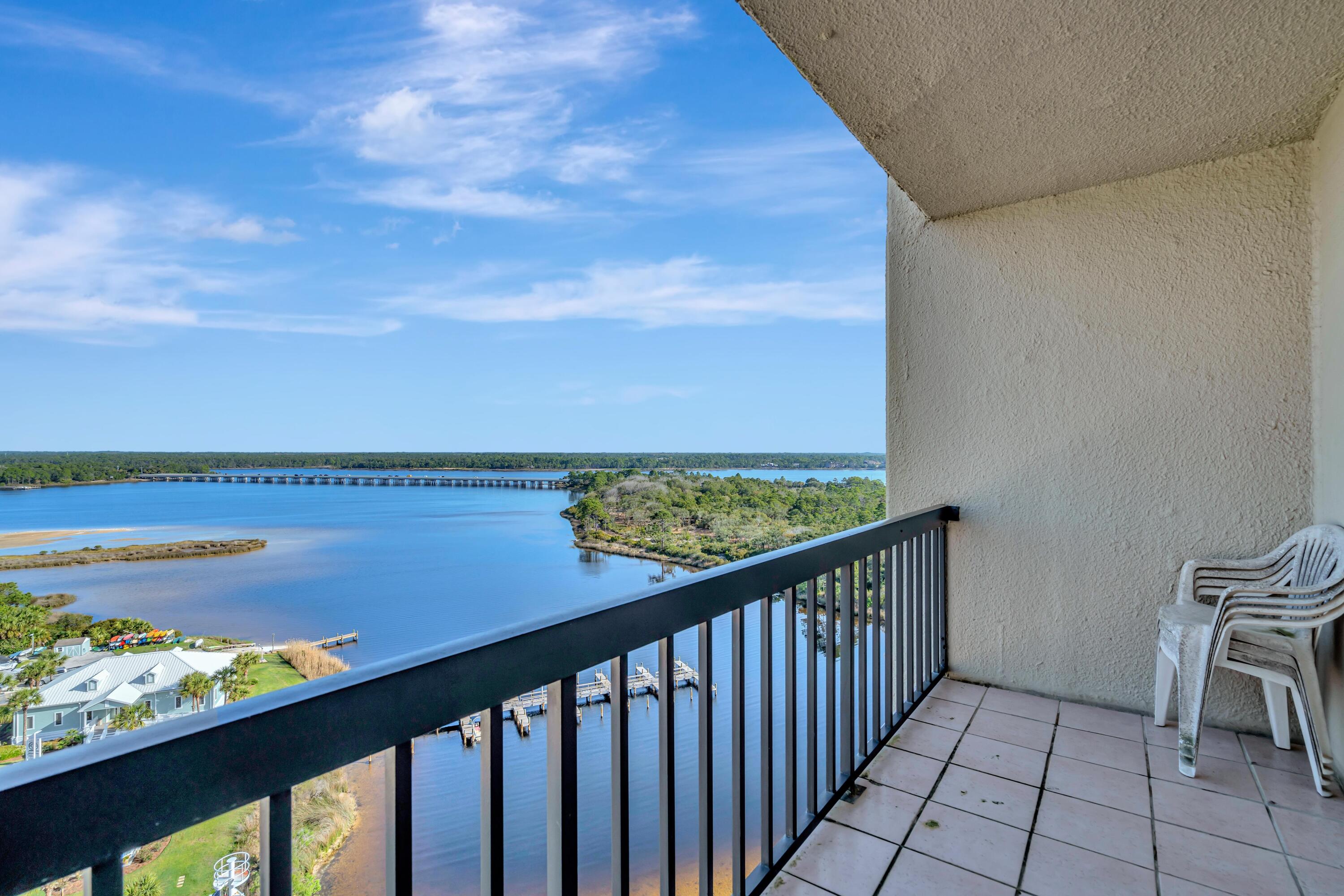 PINNACLE PORT - Residential