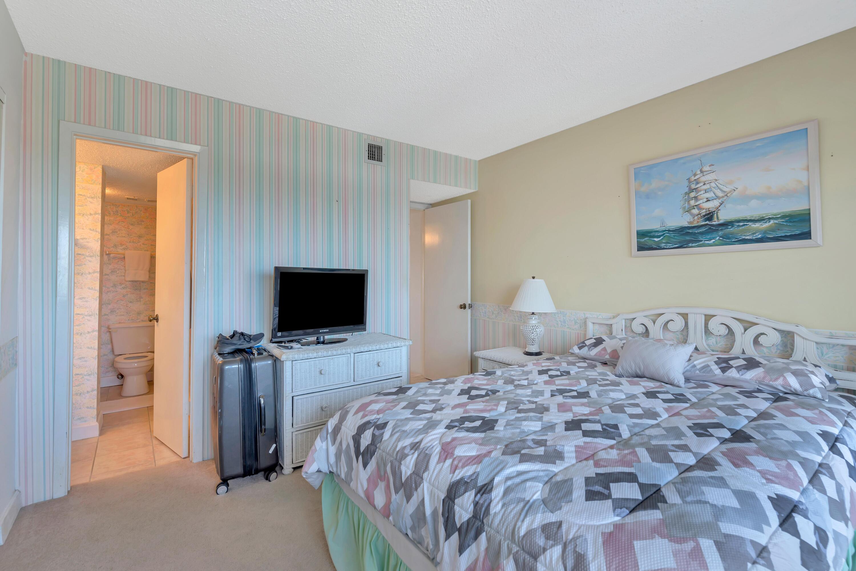 PINNACLE PORT - Residential