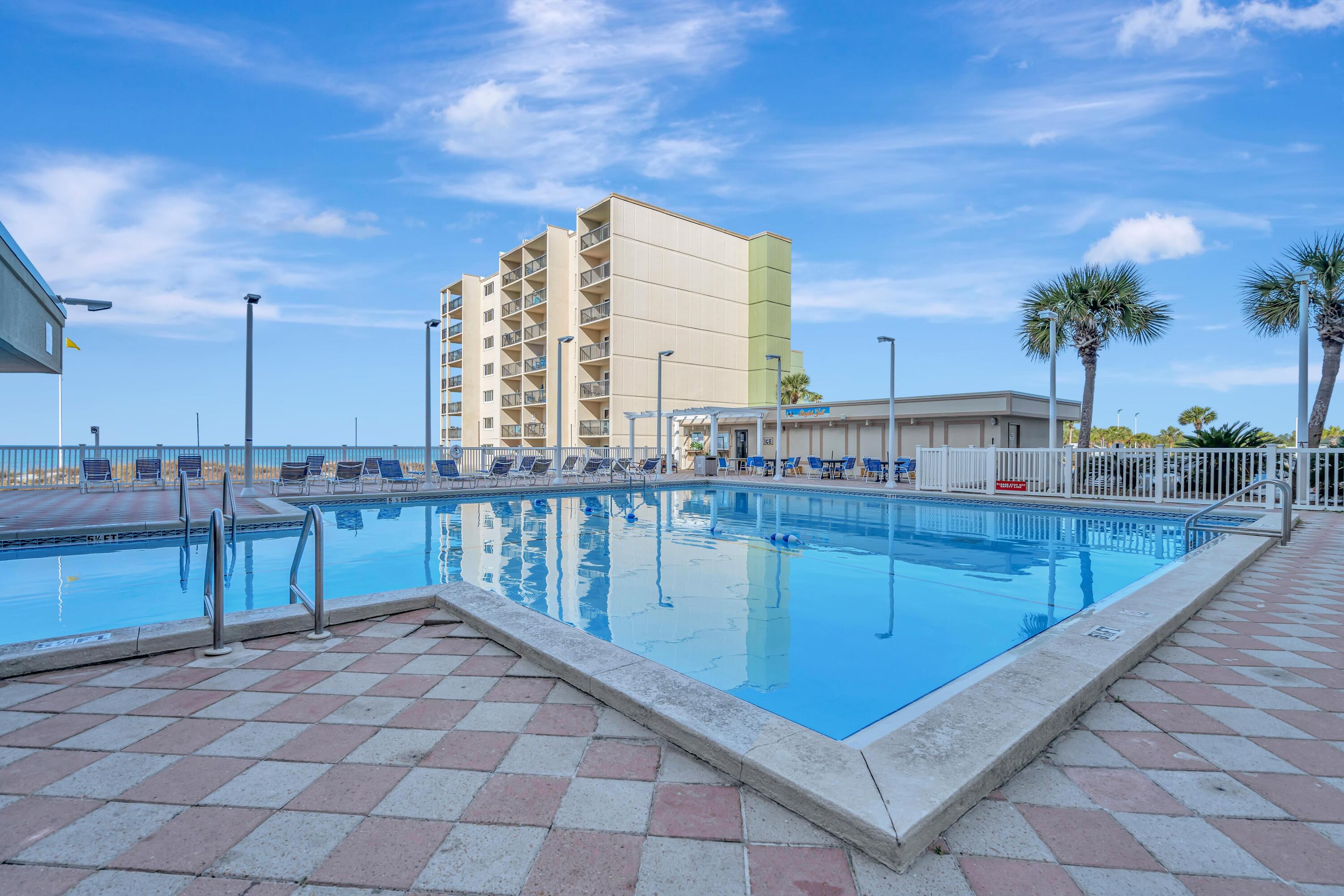 PINNACLE PORT - Residential