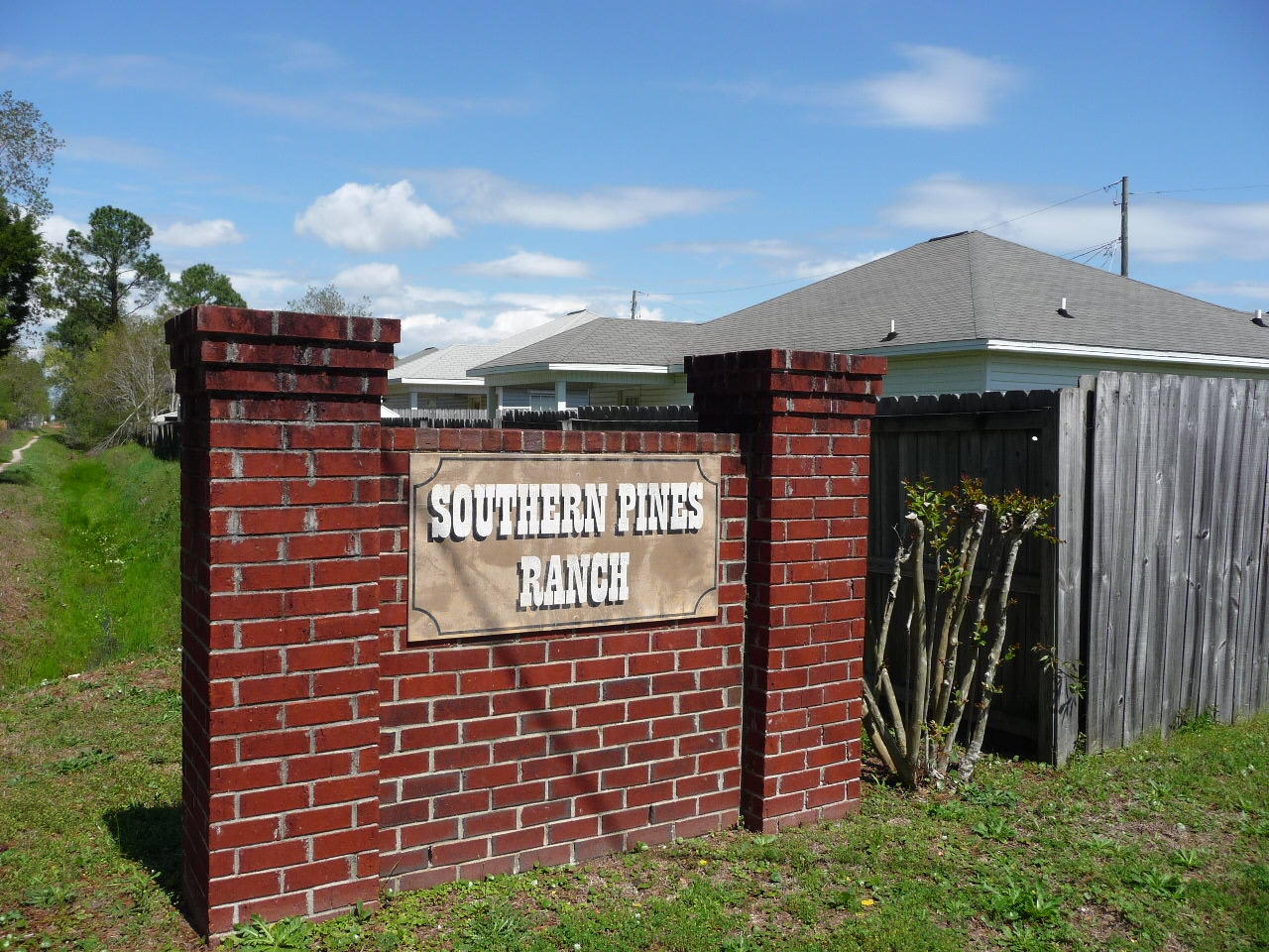 SOUTHERN PINES - Residential