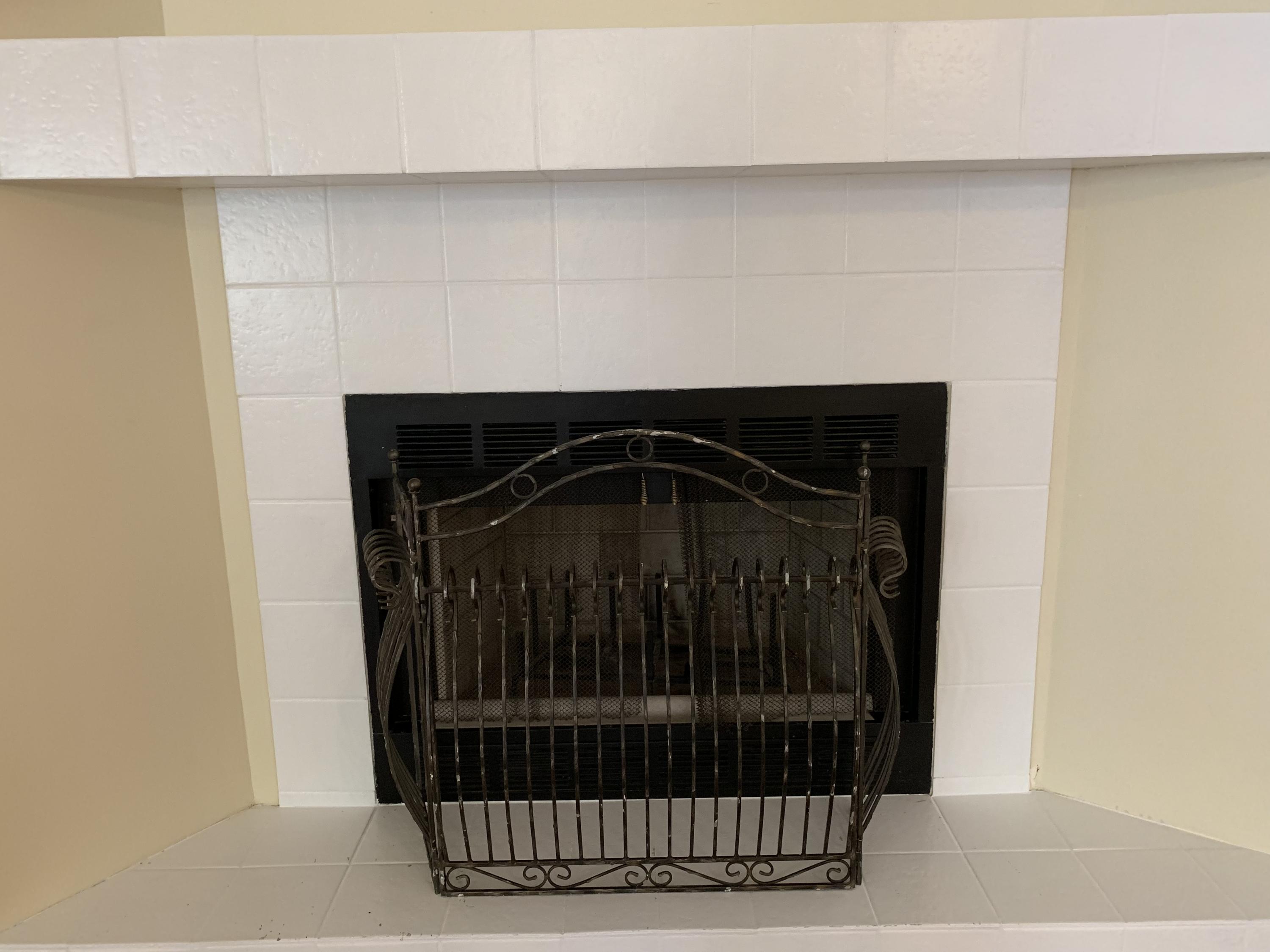 QUAIL TRAIL - Residential Lease