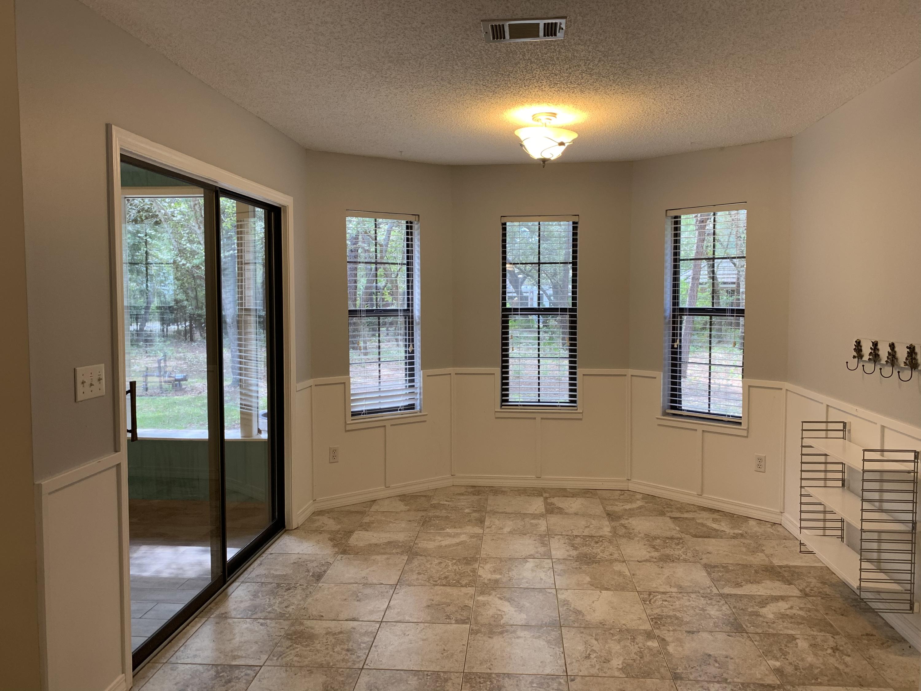 QUAIL TRAIL - Residential Lease