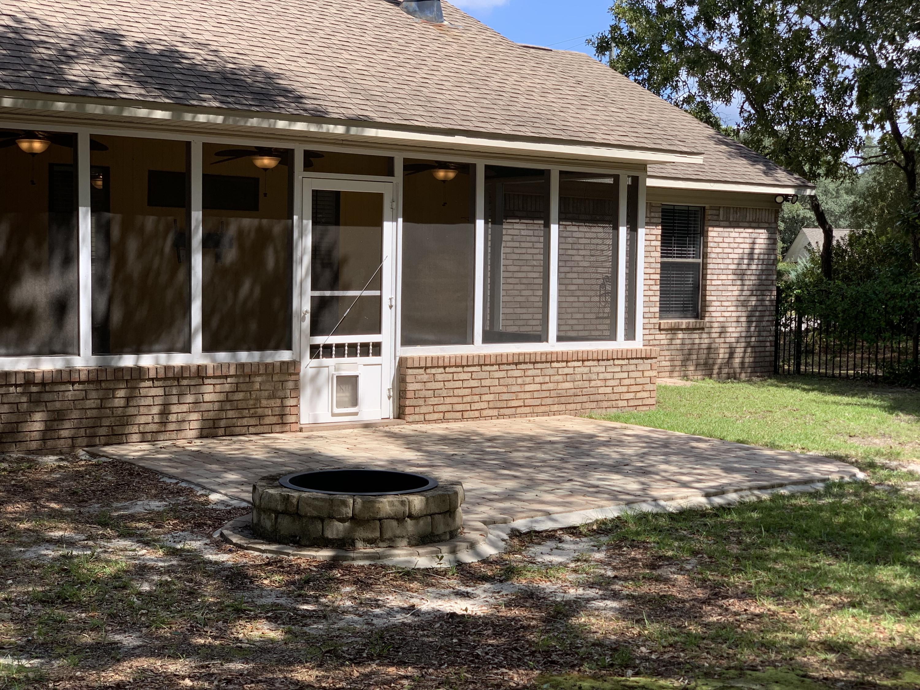 QUAIL TRAIL - Residential Lease