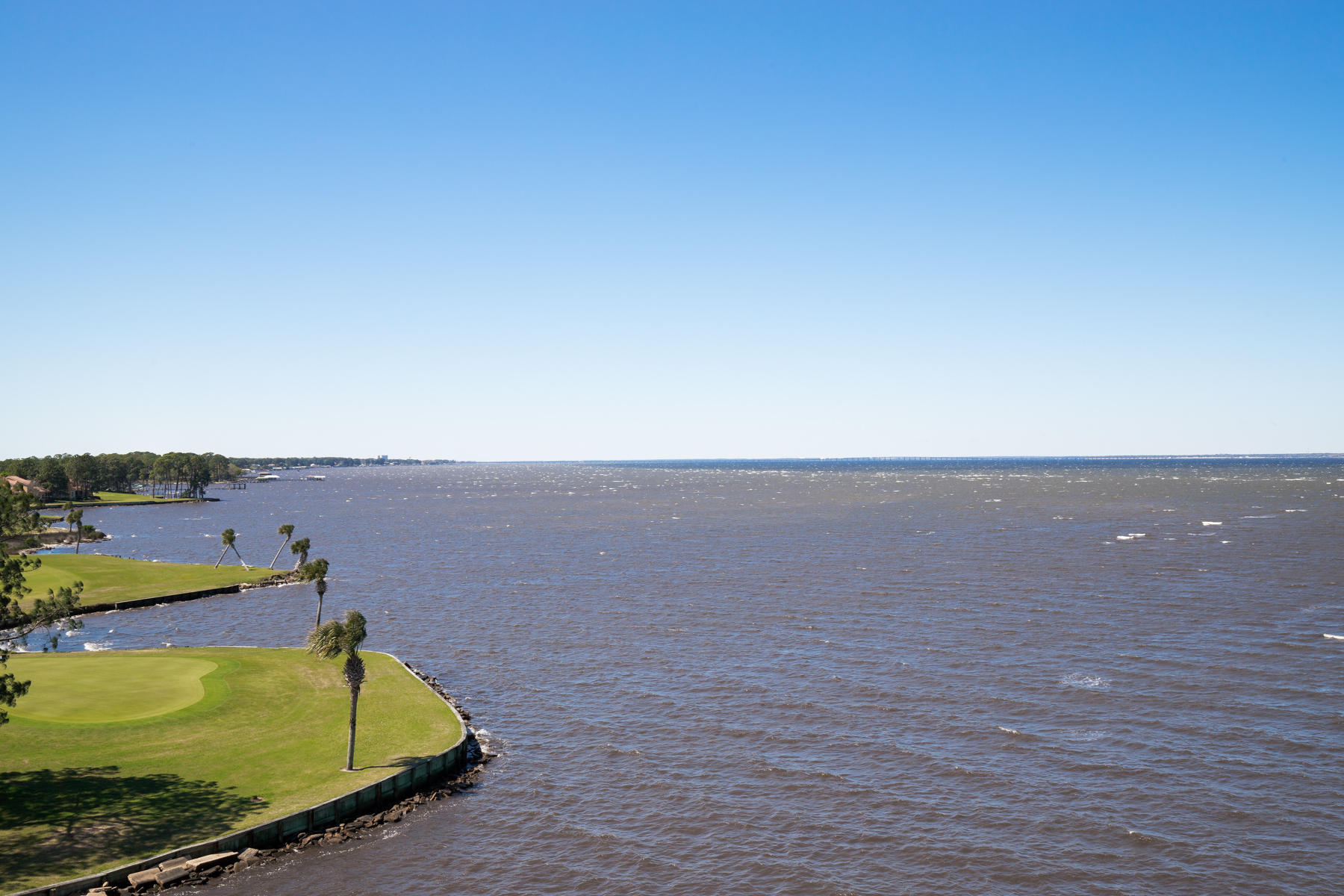 BAYSIDE CONDO SANDESTIN - Residential