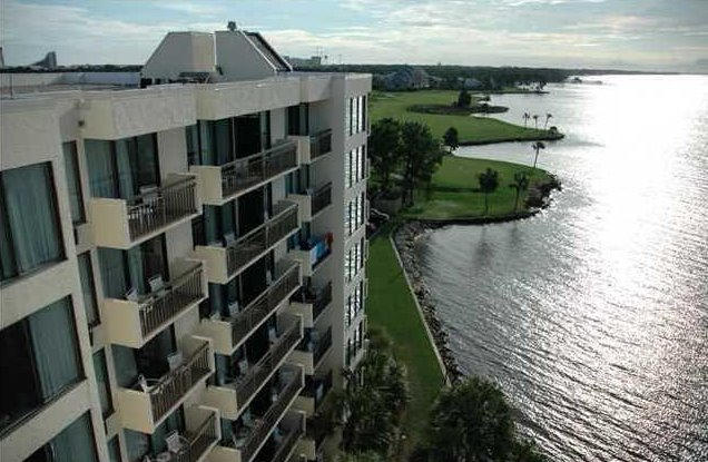 BAYSIDE CONDO SANDESTIN - Residential