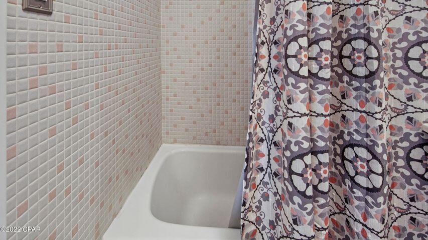 EL CENTRO BEACH - Residential