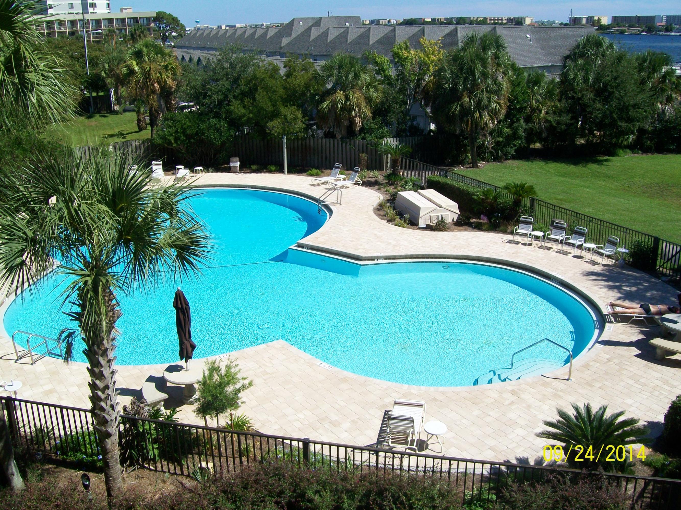 PIRATES BAY PH 1 - Residential Lease