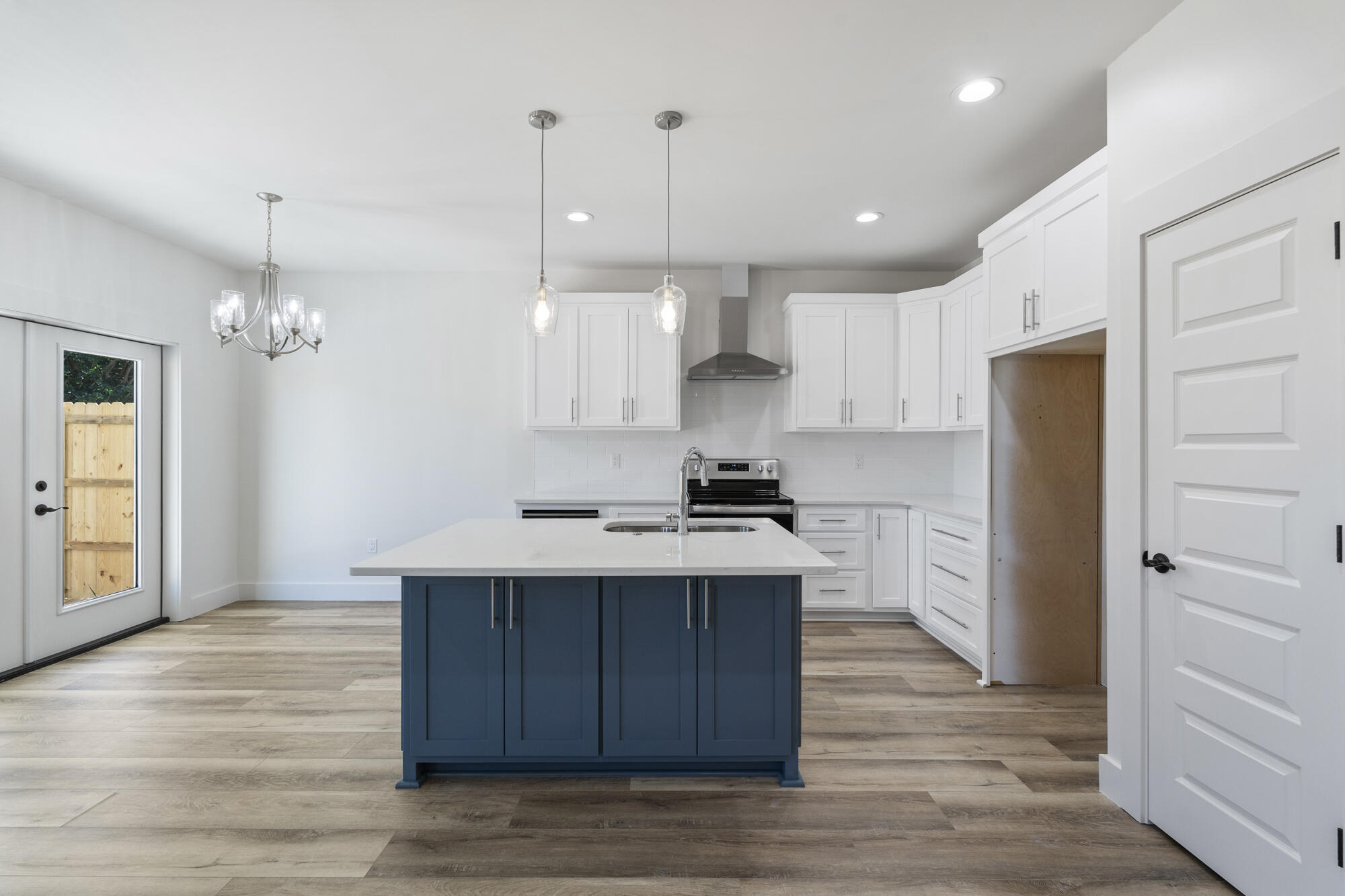 LAGUNA BEACH 7TH ADDN - Residential