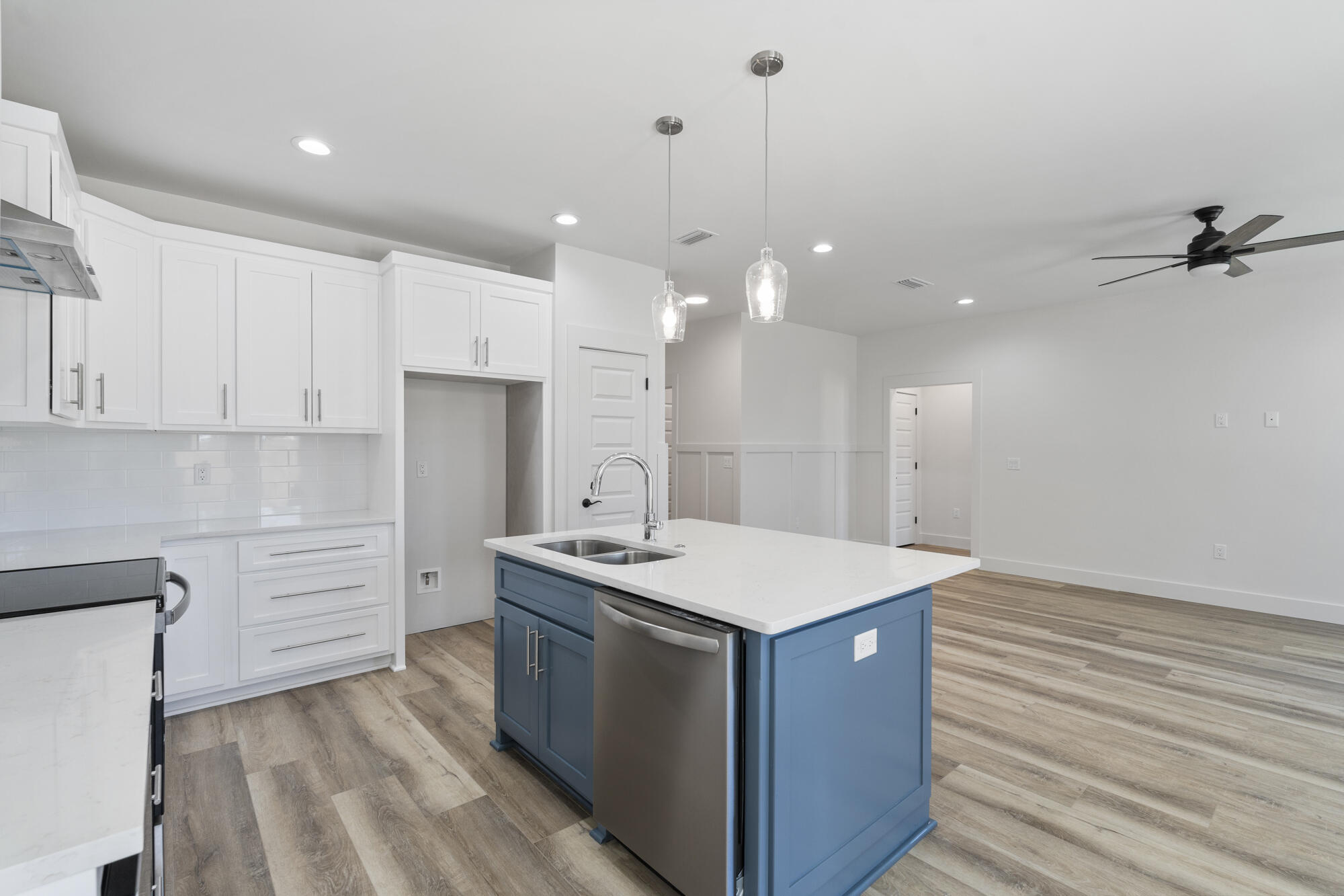 LAGUNA BEACH 7TH ADDN - Residential