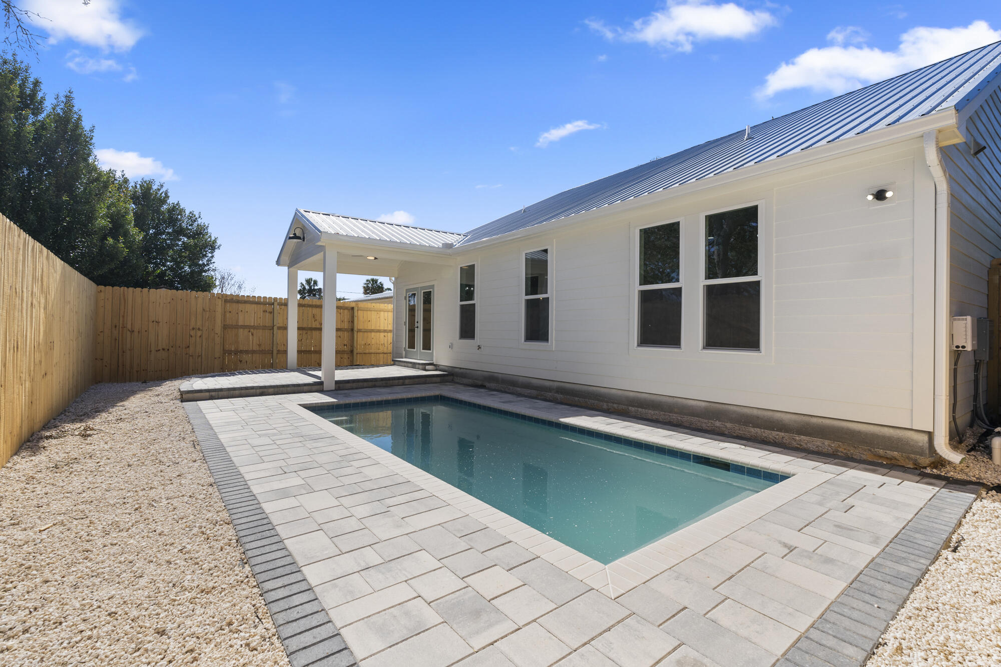 LAGUNA BEACH 7TH ADDN - Residential