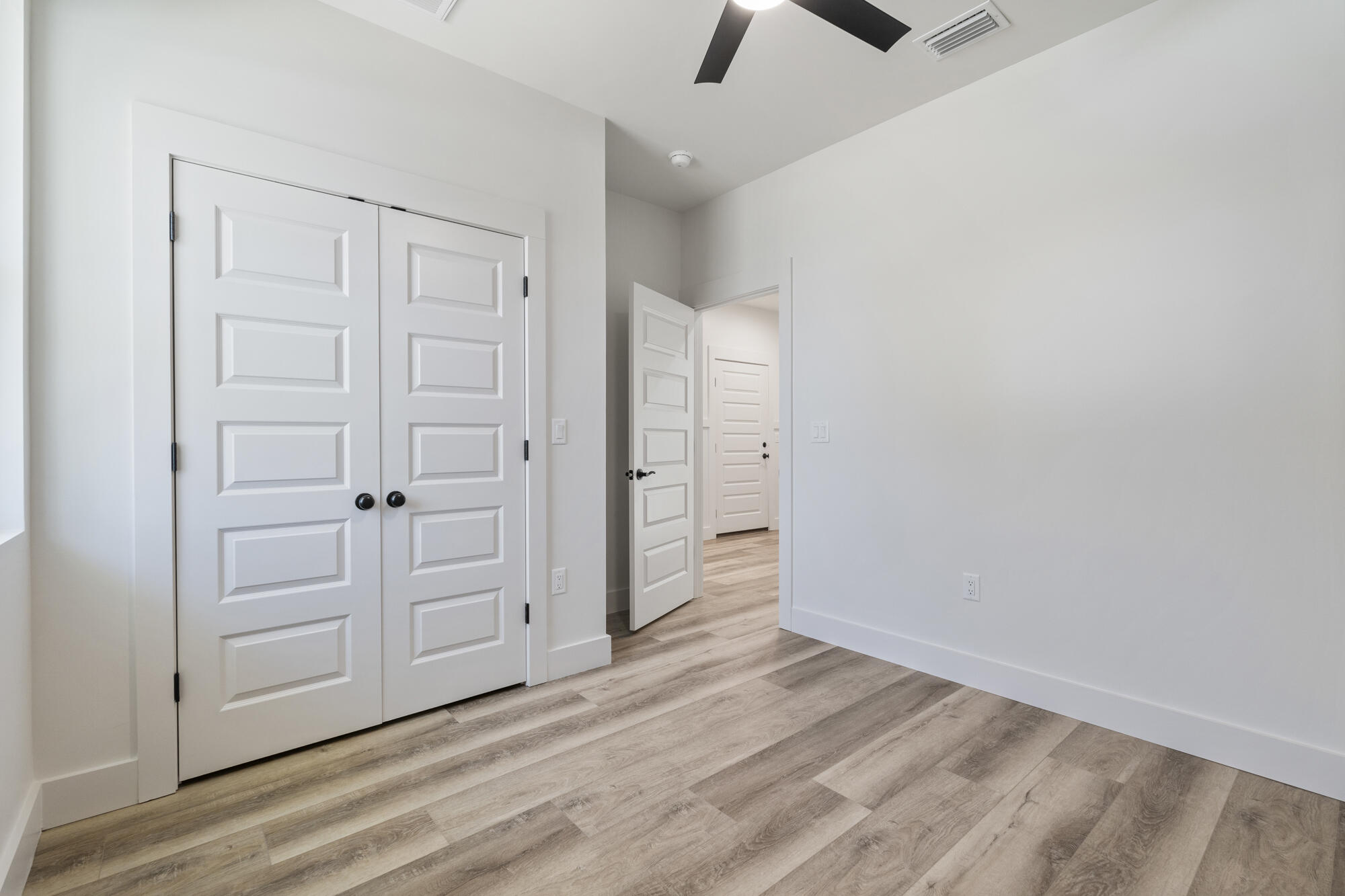 LAGUNA BEACH 7TH ADDN - Residential