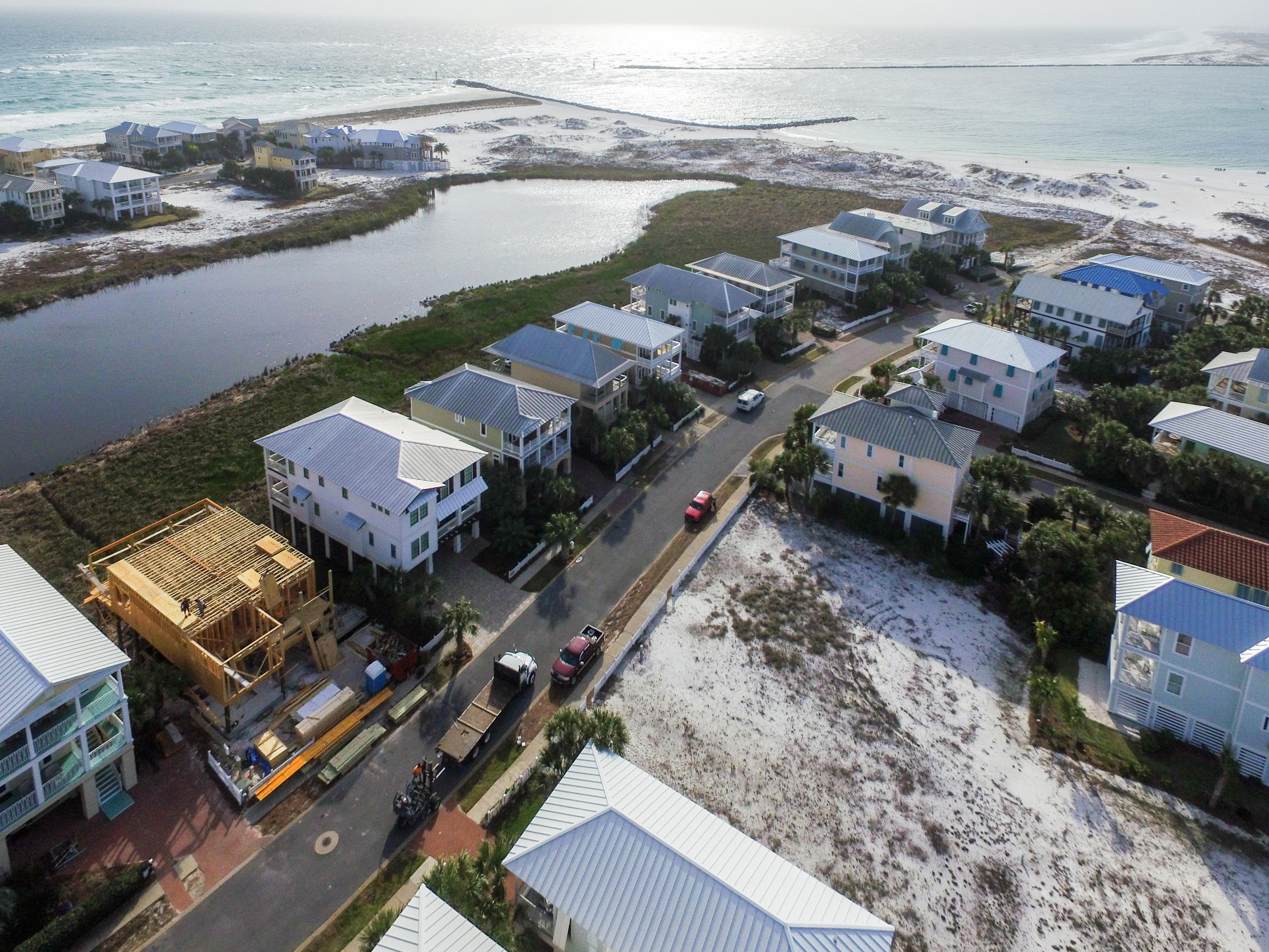 DESTIN POINTE - Residential