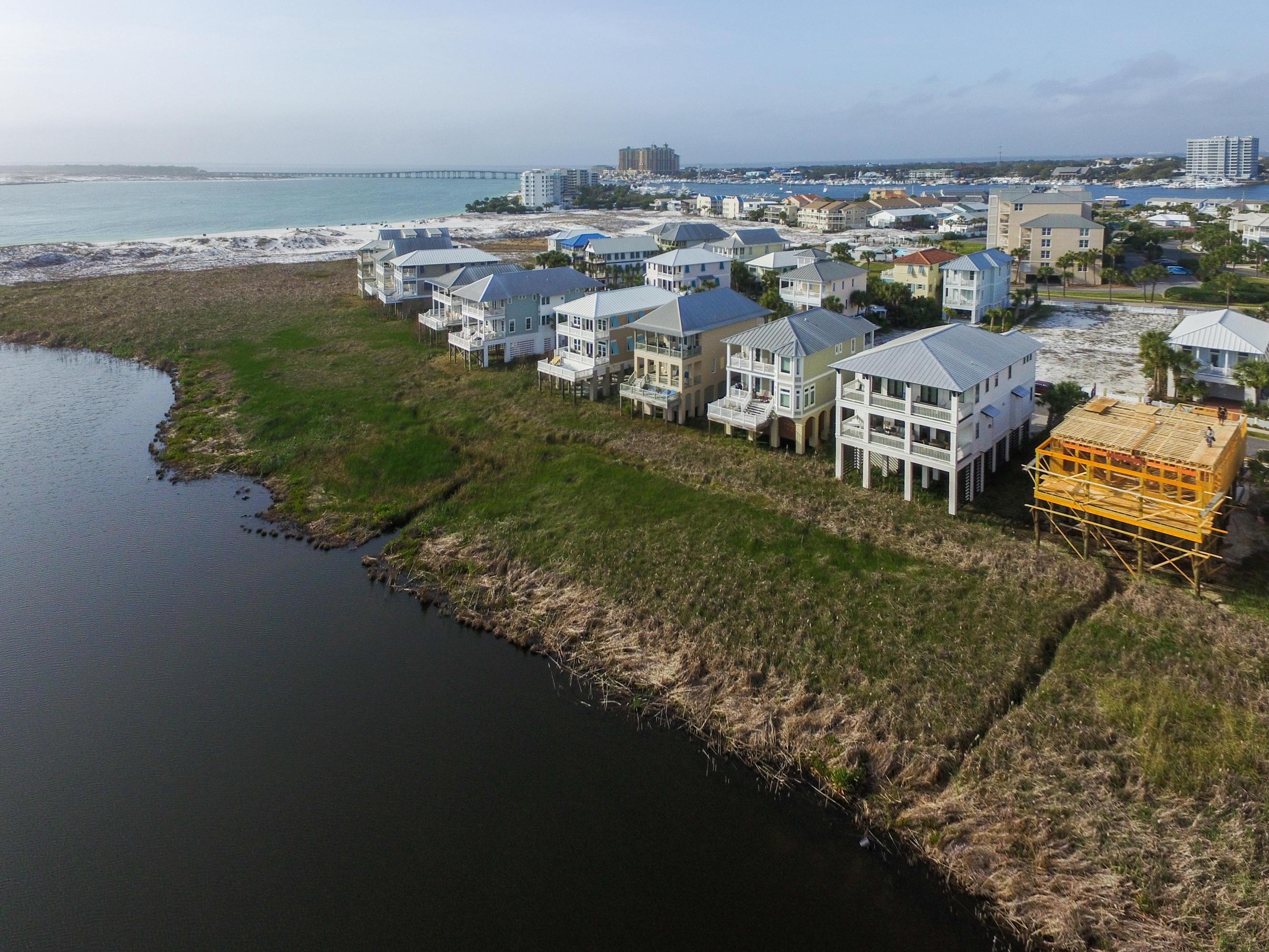 DESTIN POINTE - Residential