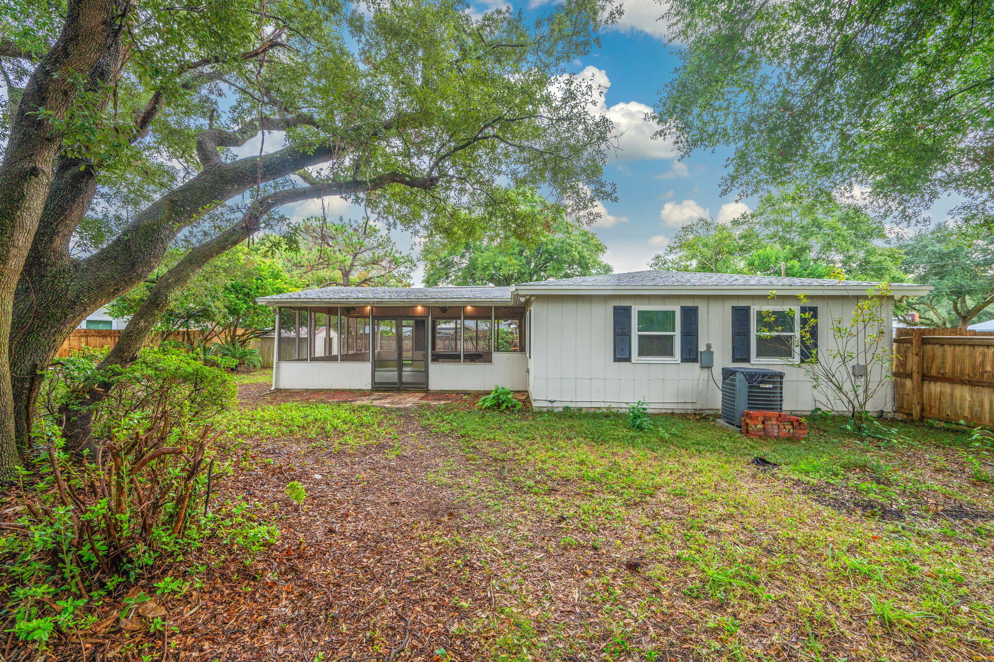 GARNIERS HEIGHTS 1ST ADDN - Residential Lease