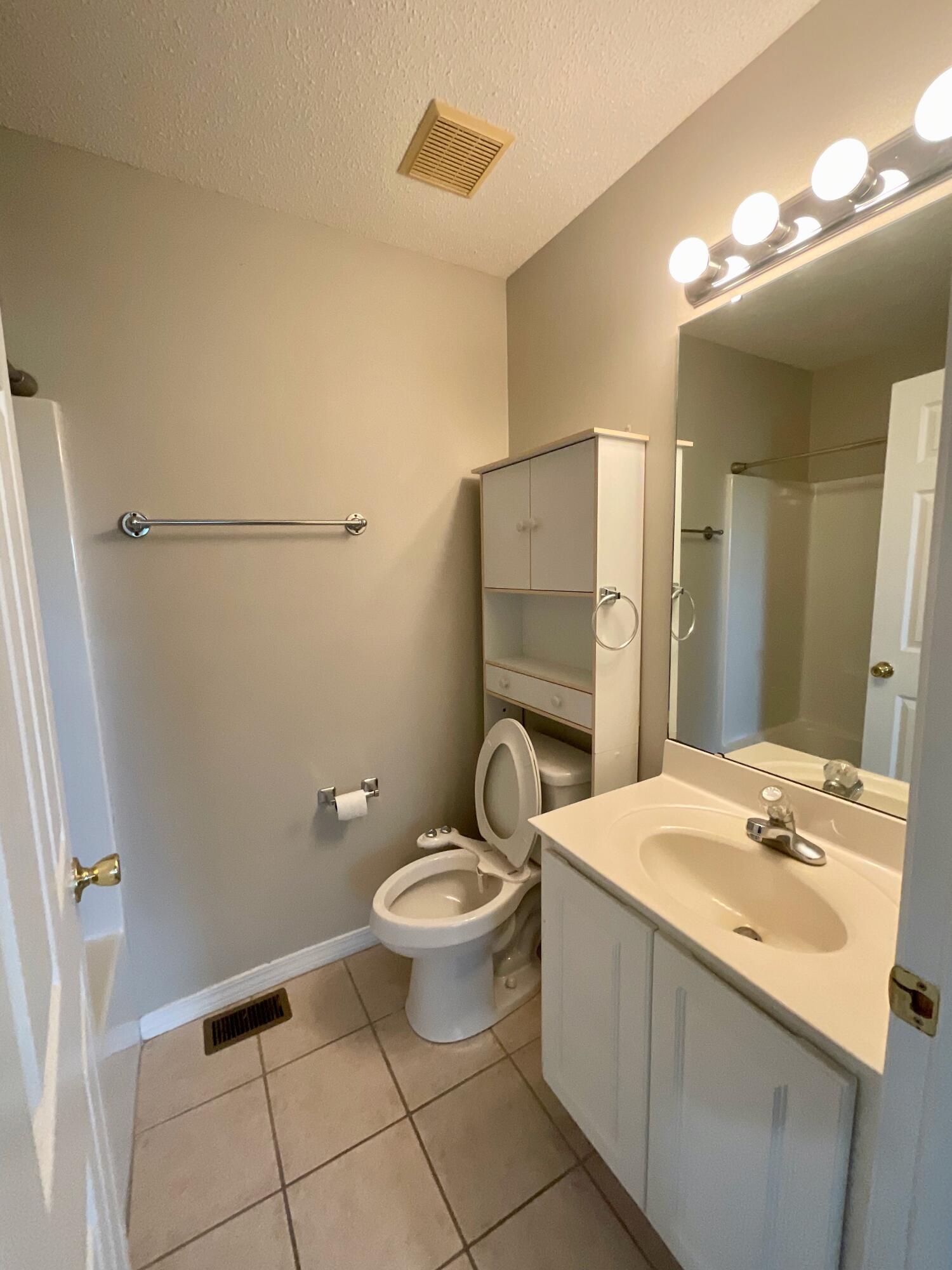 OAK PARK TOWNHOMES - Residential