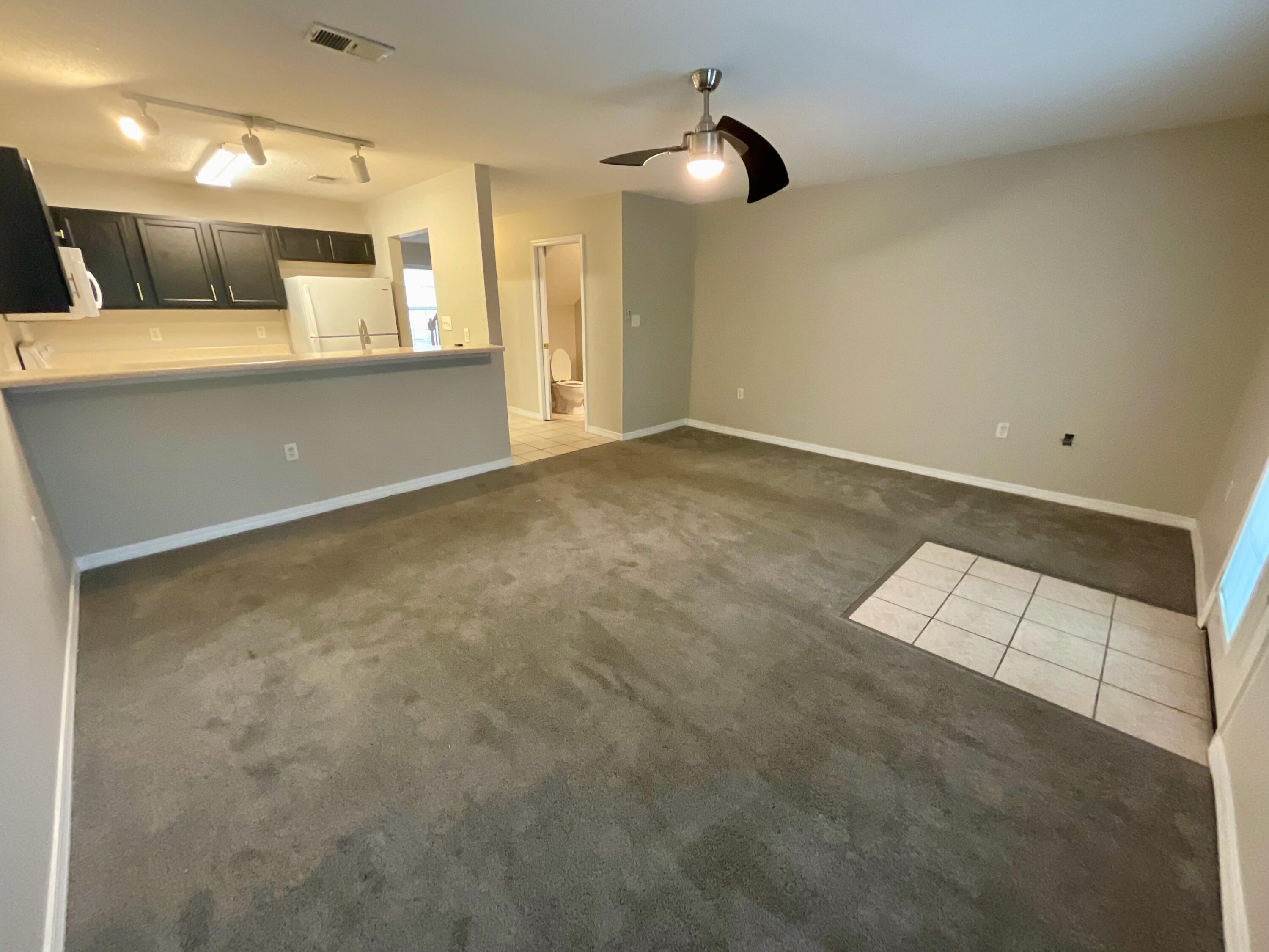 OAK PARK TOWNHOMES - Residential
