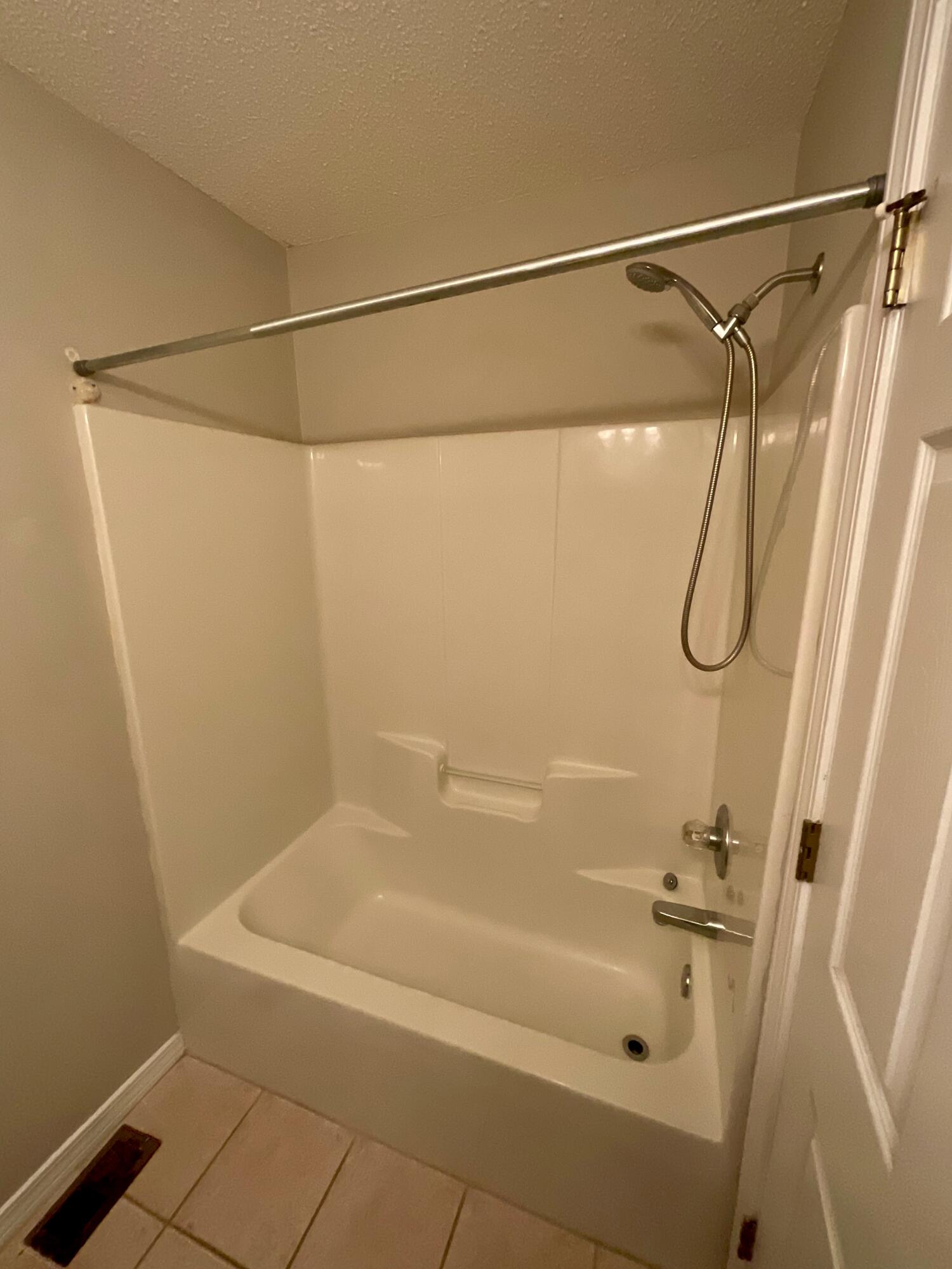 OAK PARK TOWNHOMES - Residential
