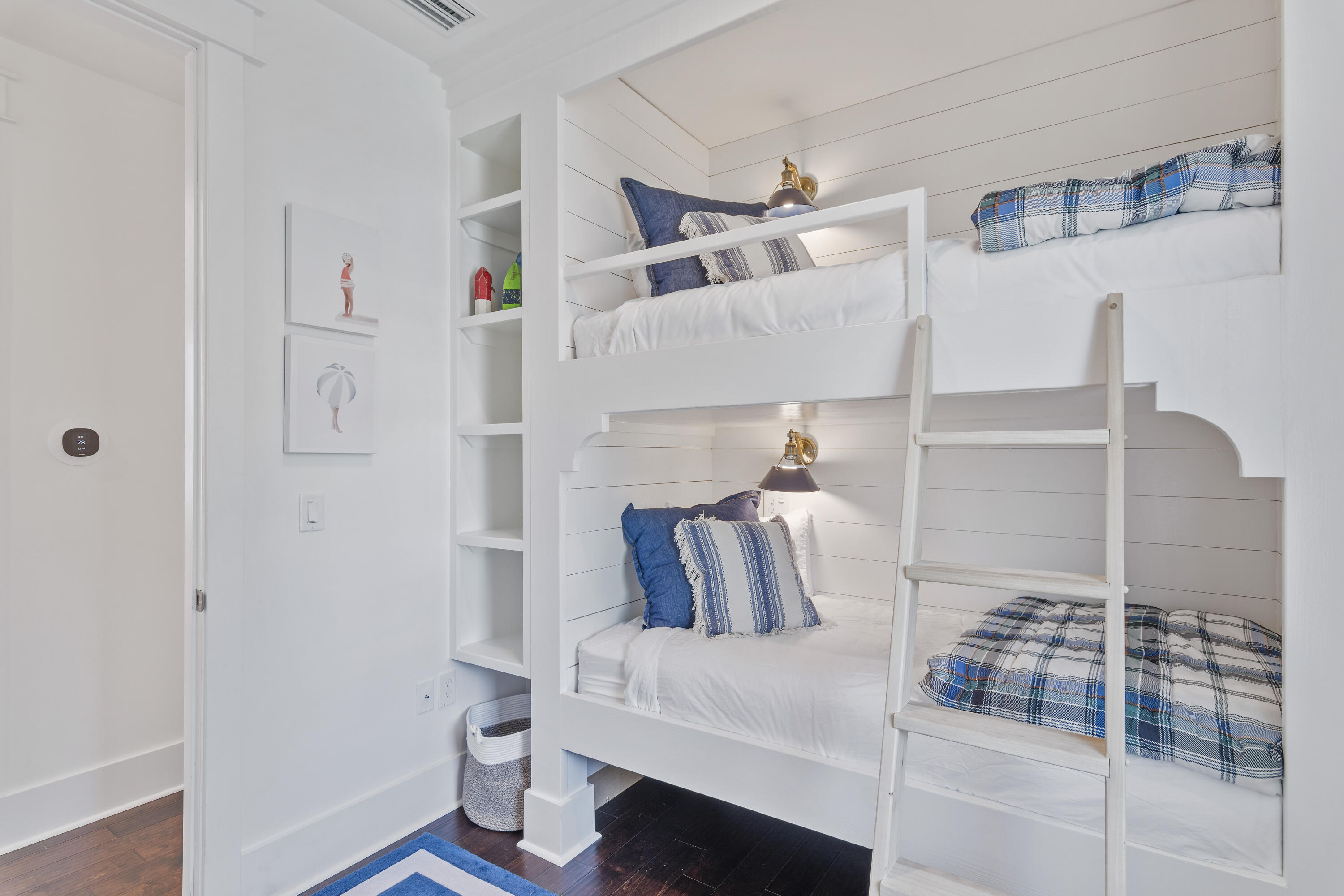 NATUREWALK AT SEAGROVE - Residential