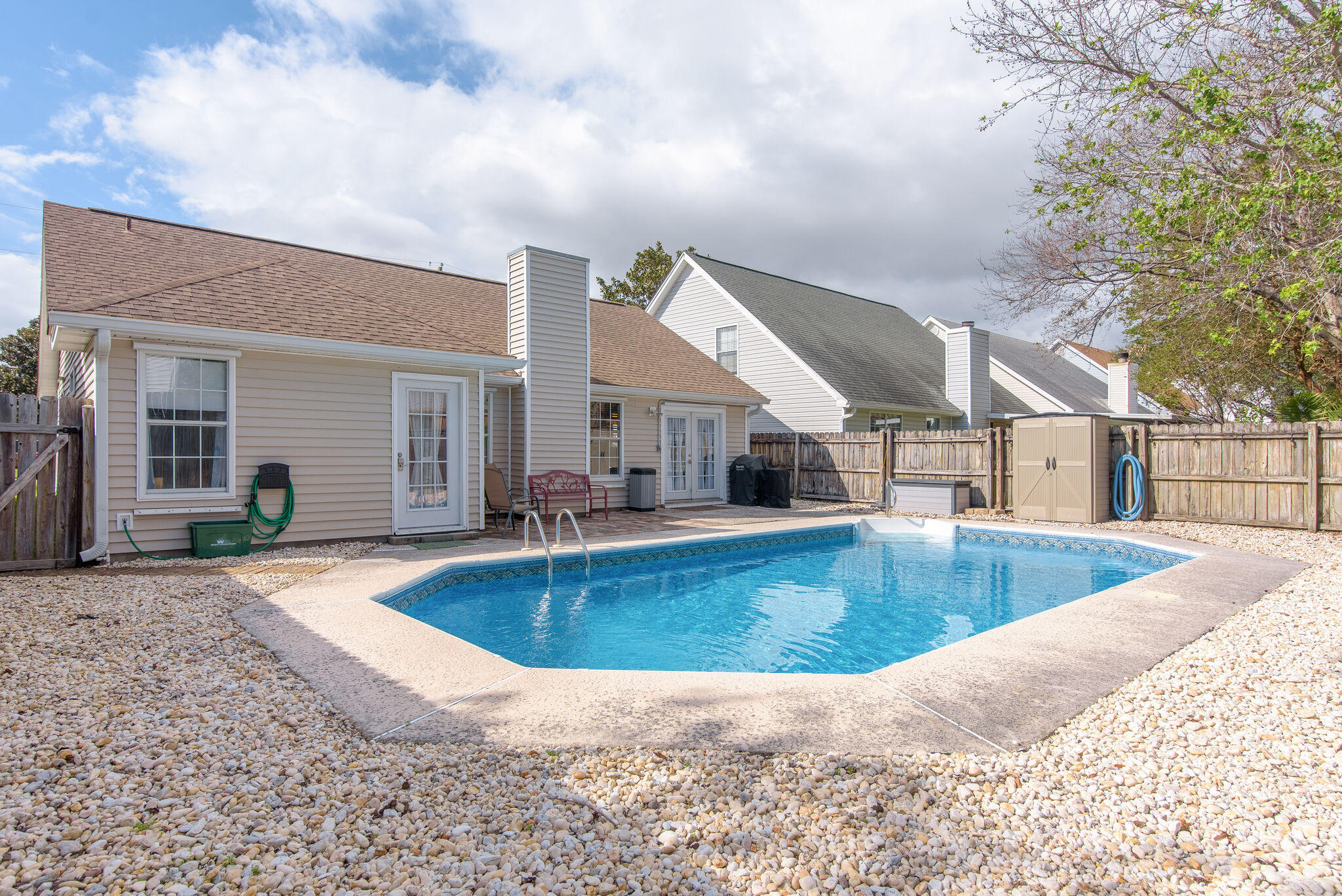 SANDY RIDGE ESTATES - Residential